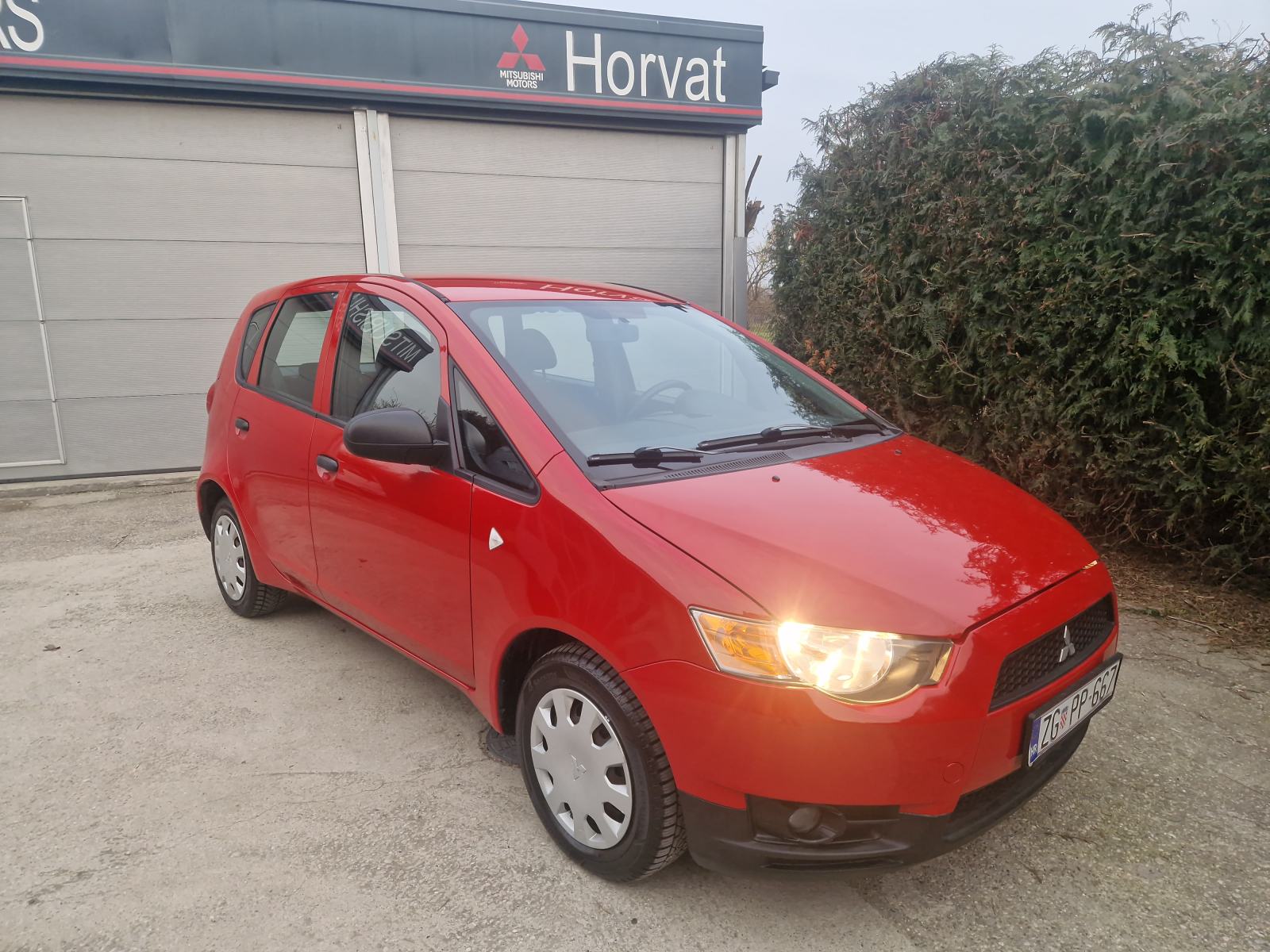 Mitsubishi Colt 1.1 clartec POCINČAN KLIMA KARTICE DO 36 MJ JAMSTVO, fotografija 1