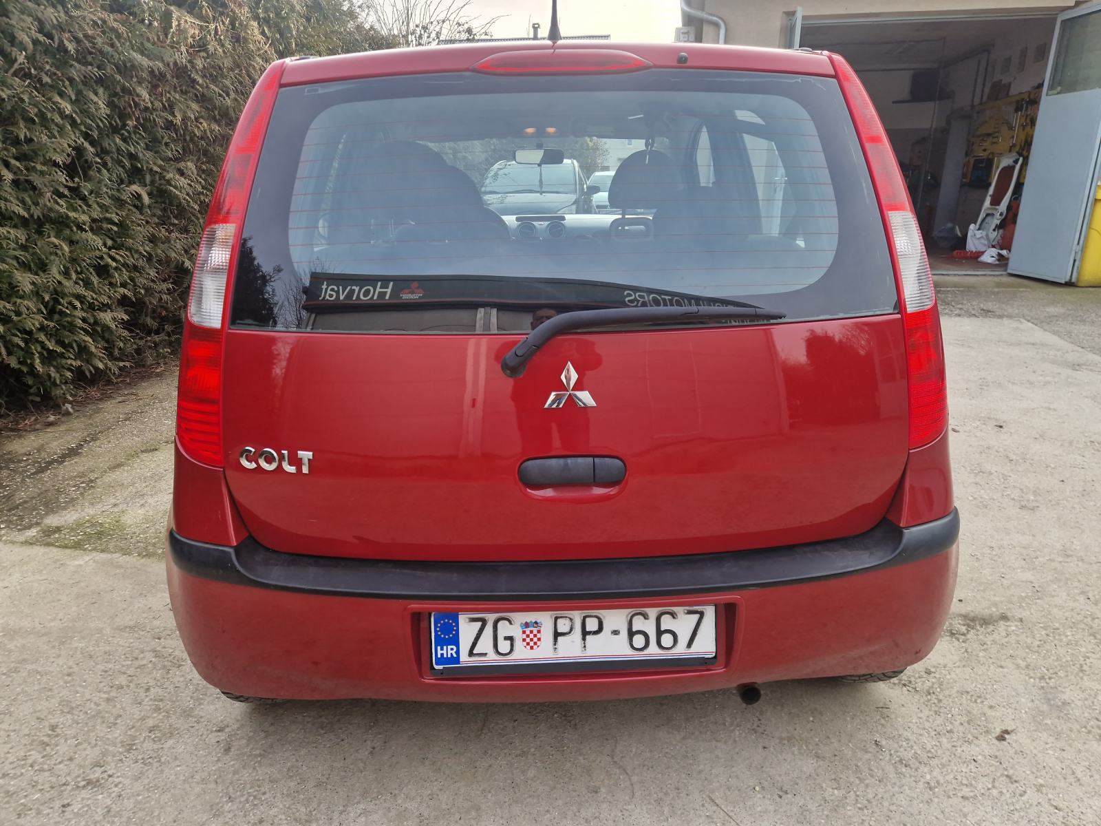 Mitsubishi Colt 1,1 KLIMA KARTICE DO 36 MJ JAMSTVO DOGOVOR, fotografija 12