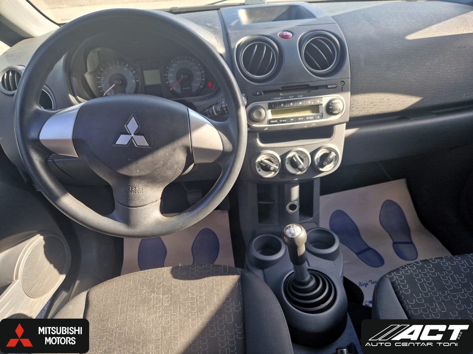 Mitsubishi Colt 1,1, fotografija 7