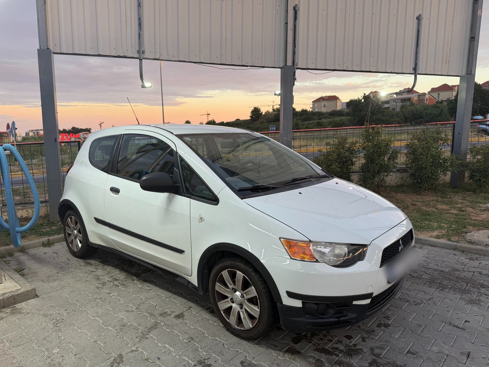 Mitsubishi Colt 1.2, fotografija 10