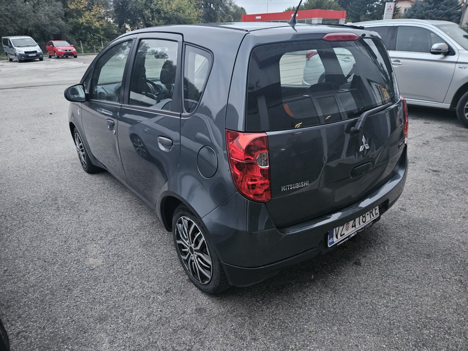 Mitsubishi Colt 1,3, fotografija 5
