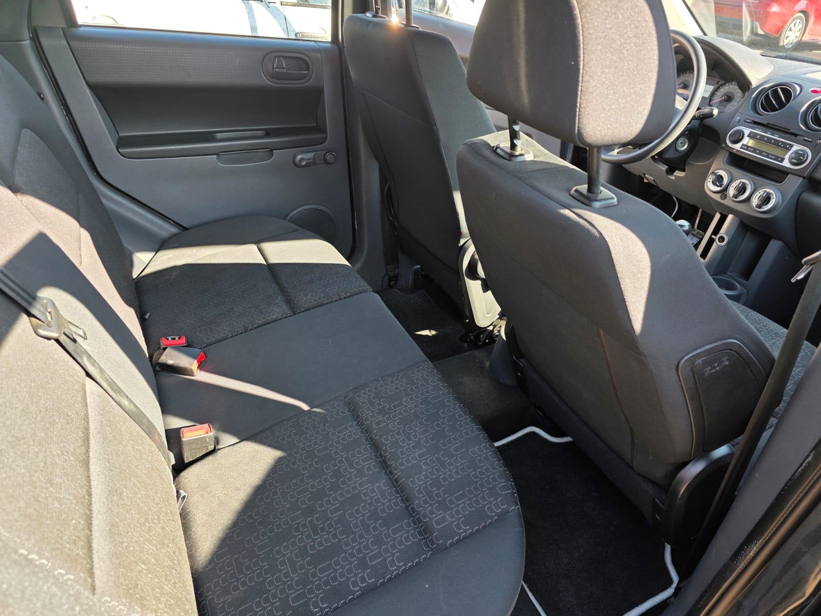 Mitsubishi Colt 1,3, fotografija 9