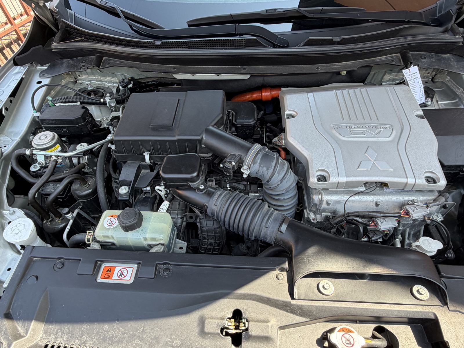 Mitsubishi Eclipse Cross PHEV automatik, fotografija 17