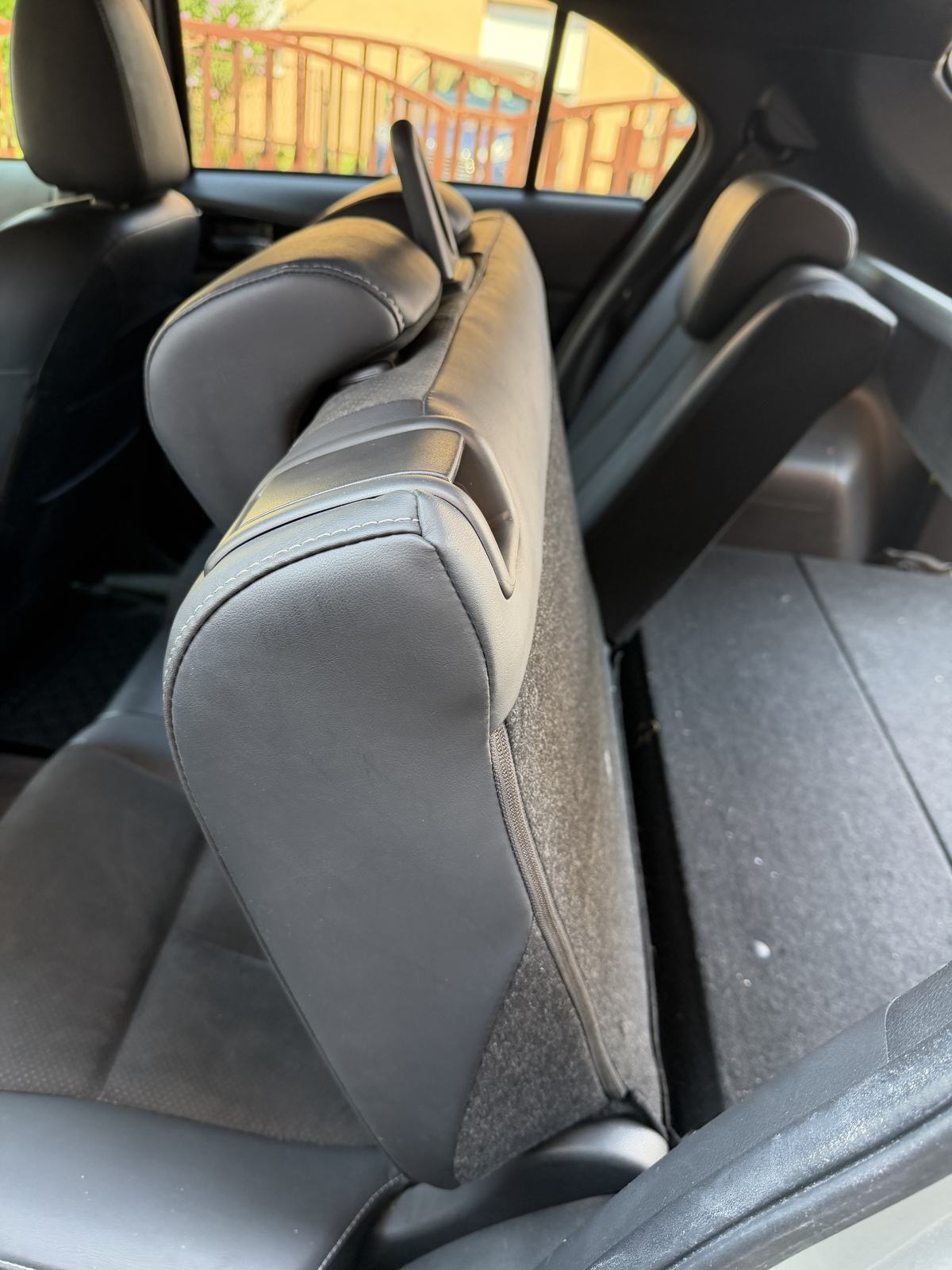 Mitsubishi Eclipse Cross PHEV automatik, fotografija 10