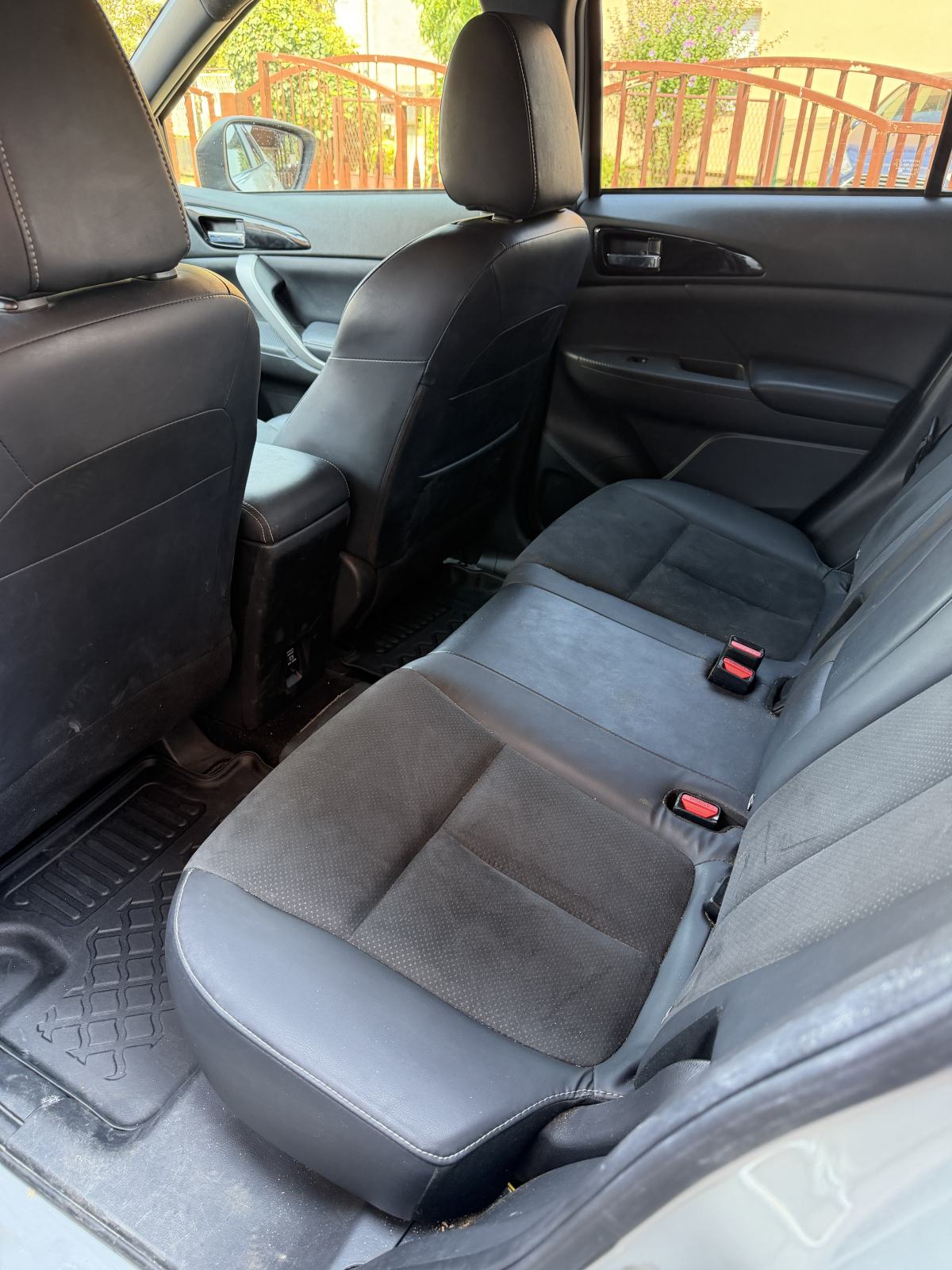Mitsubishi Eclipse Cross PHEV automatik, fotografija 8