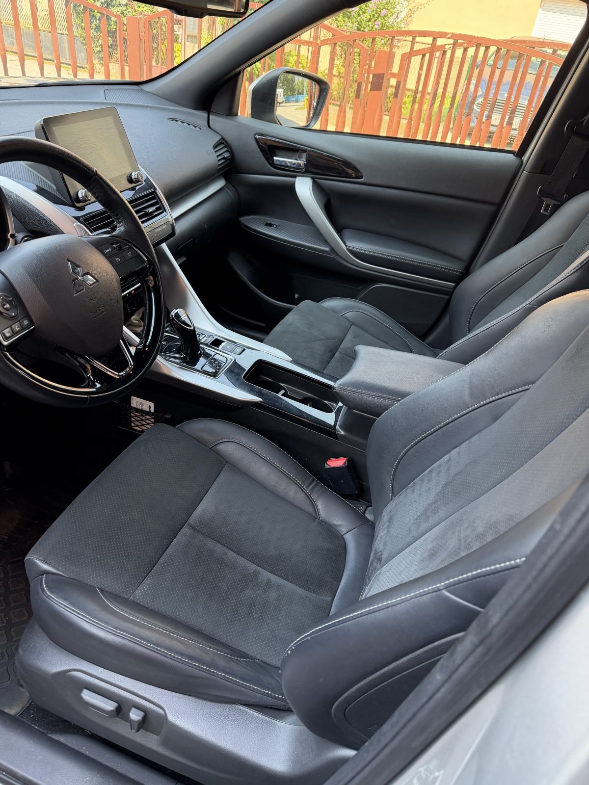 Mitsubishi Eclipse Cross PHEV automatik, fotografija 7