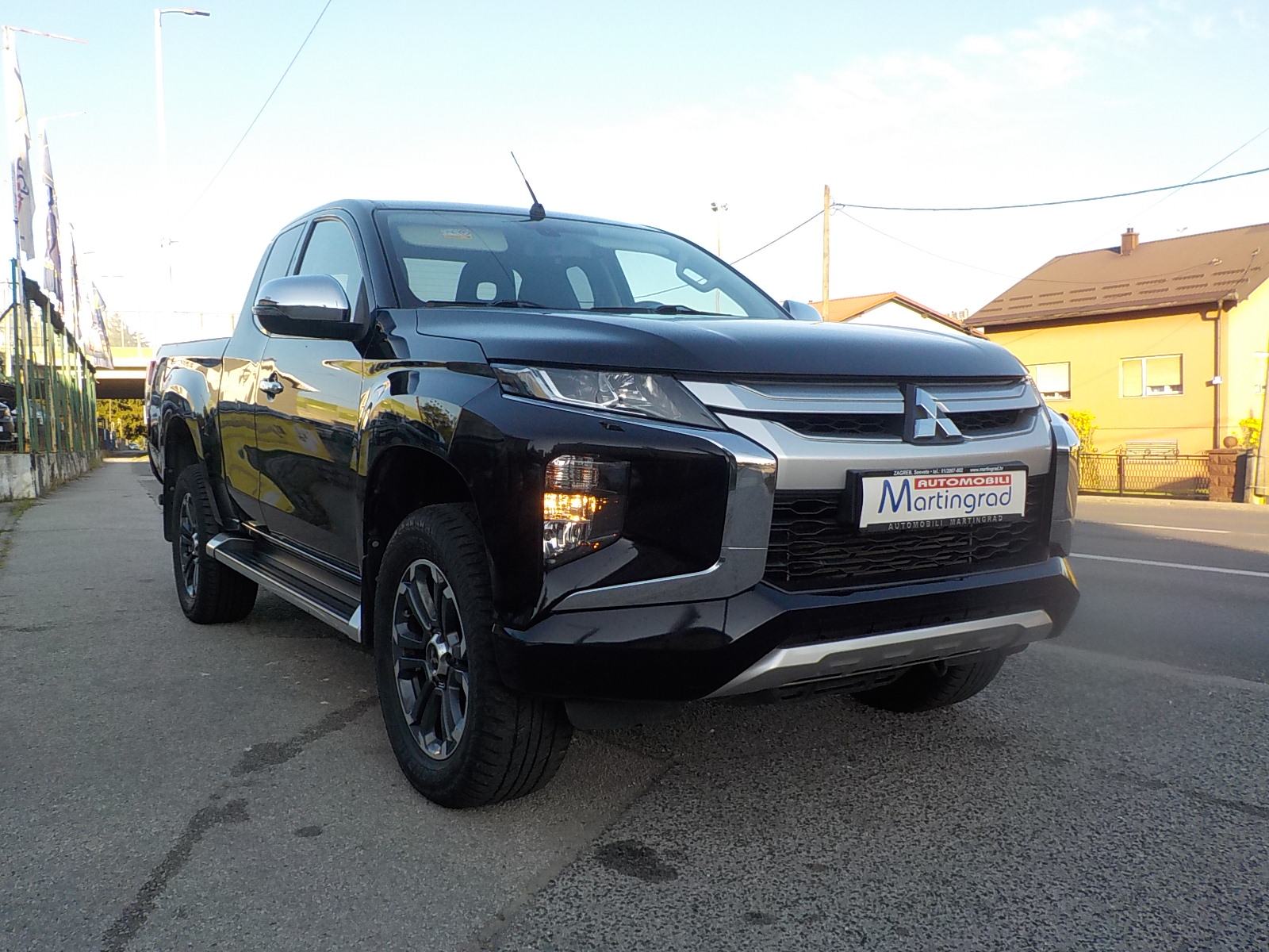 Mitsubishi L200 2,2 D-ID⭐4x4⭐u PDV-u.⭐️147.000km⭐️JAMSTVO⭐️NOVI MODEL⭐, pogled izvana - slika 2