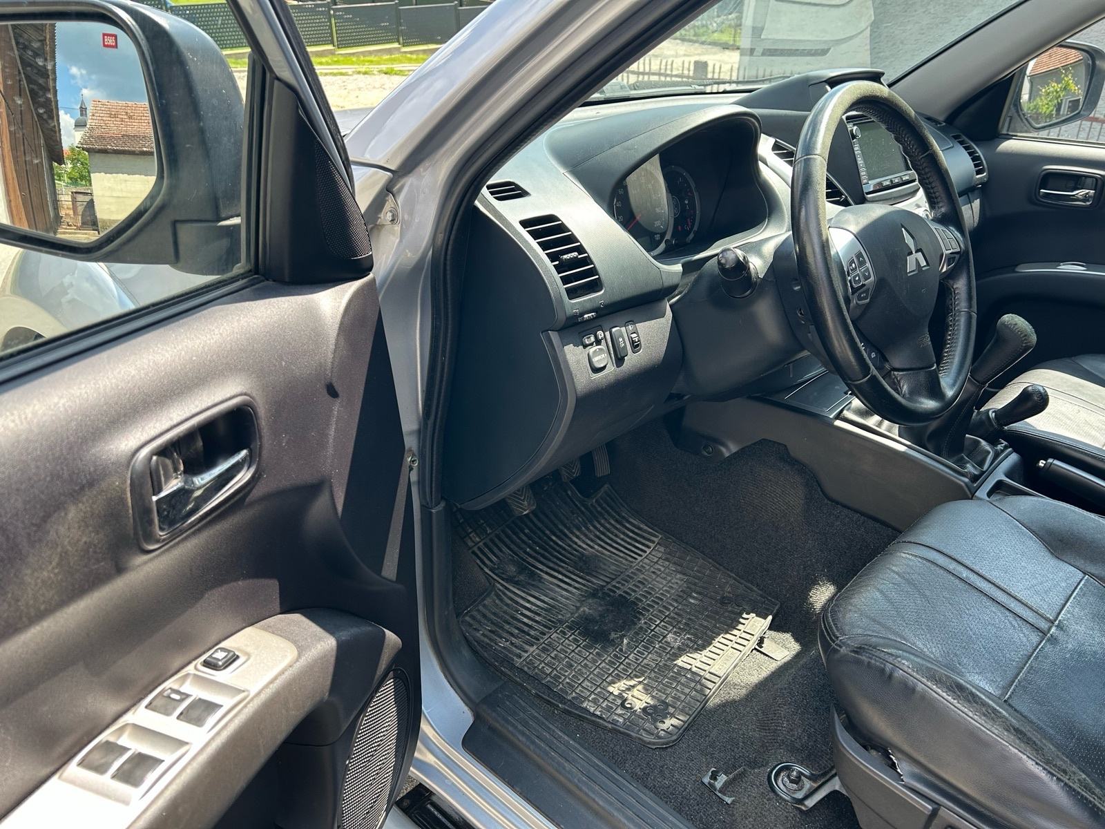 Mitsubishi L200 2.4DI-D, fotografija 8