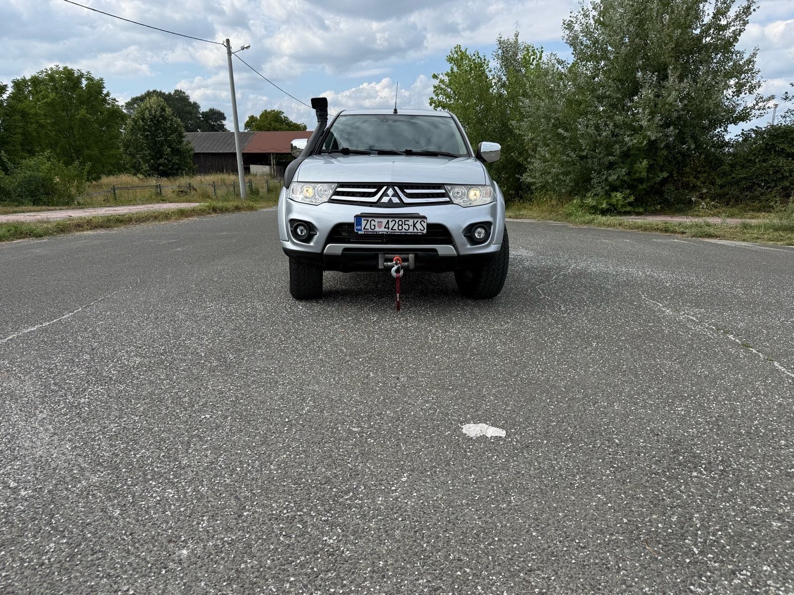 Mitsubishi L200 2.5 did automatik, fotografija 13