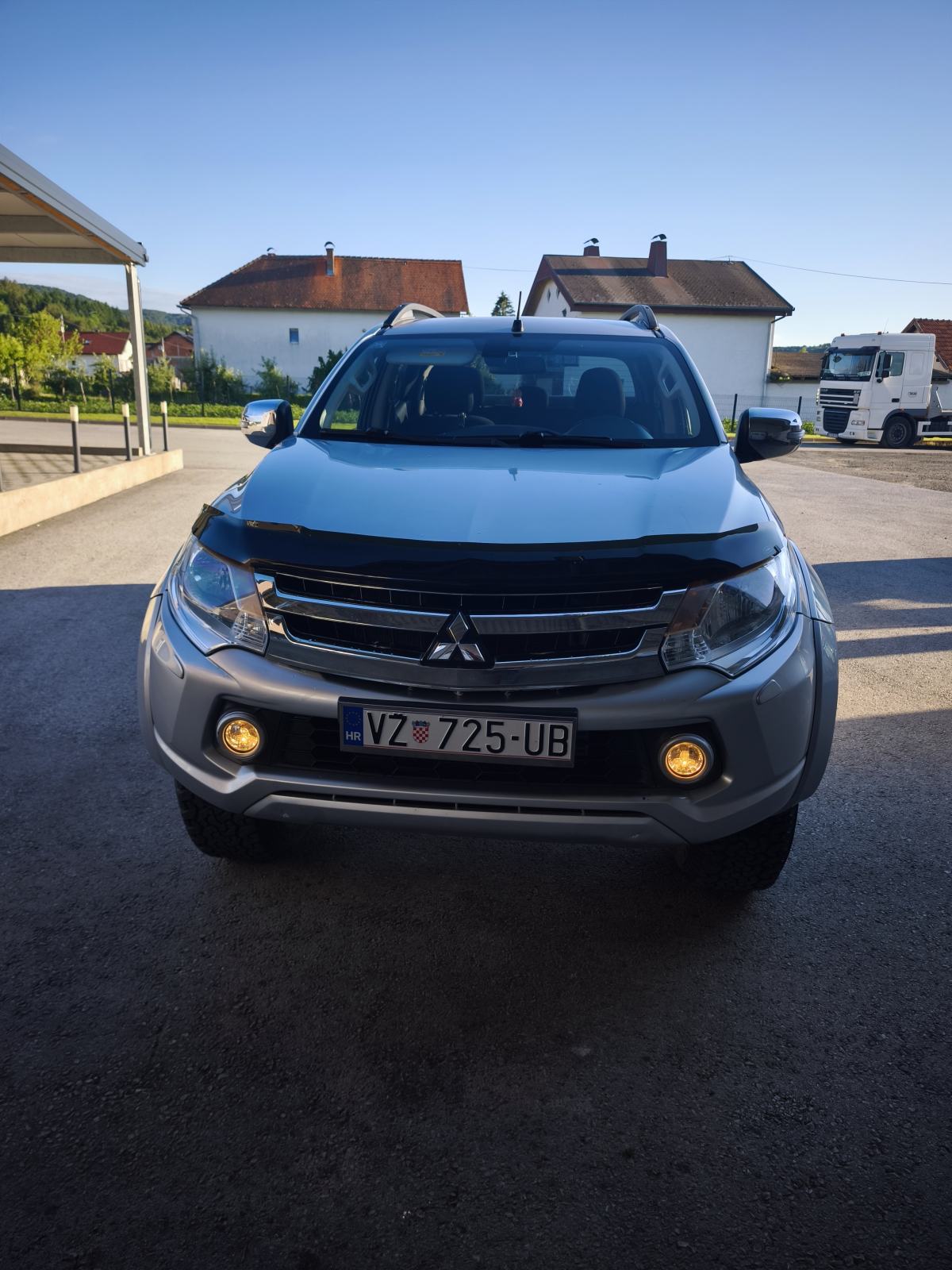 Mitsubishi L200 pick up automatik ,2.5, fotografija 7