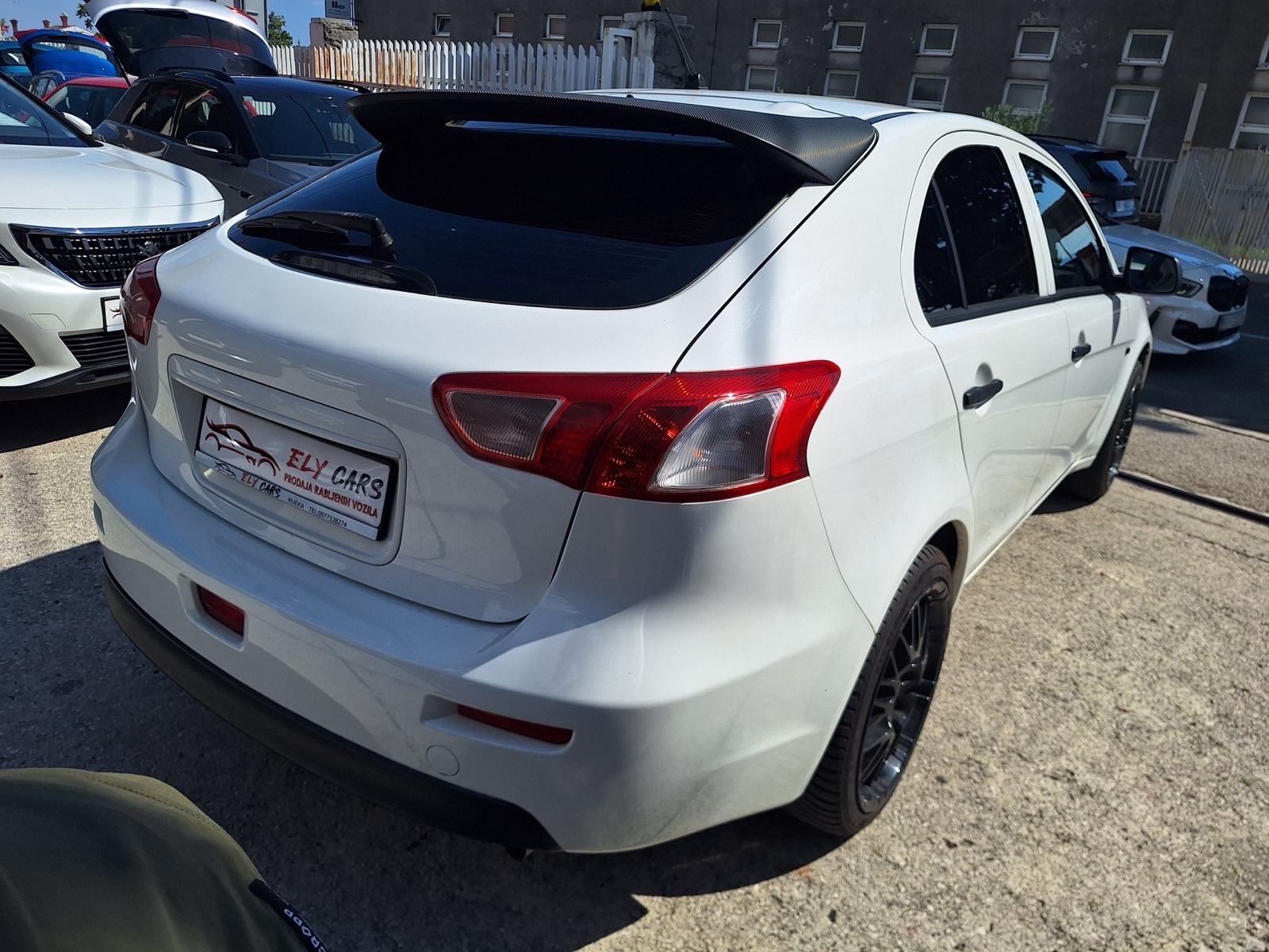 Mitsubishi Lancer 1,5 110 KS REG.11.2026, fotografija 5