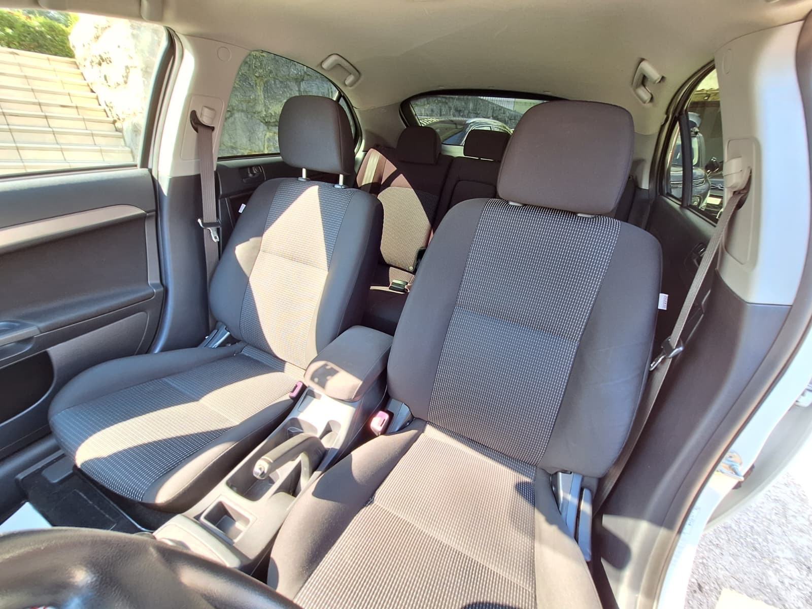 Mitsubishi Lancer 1,5 110 KS REG.11.2026, fotografija 13