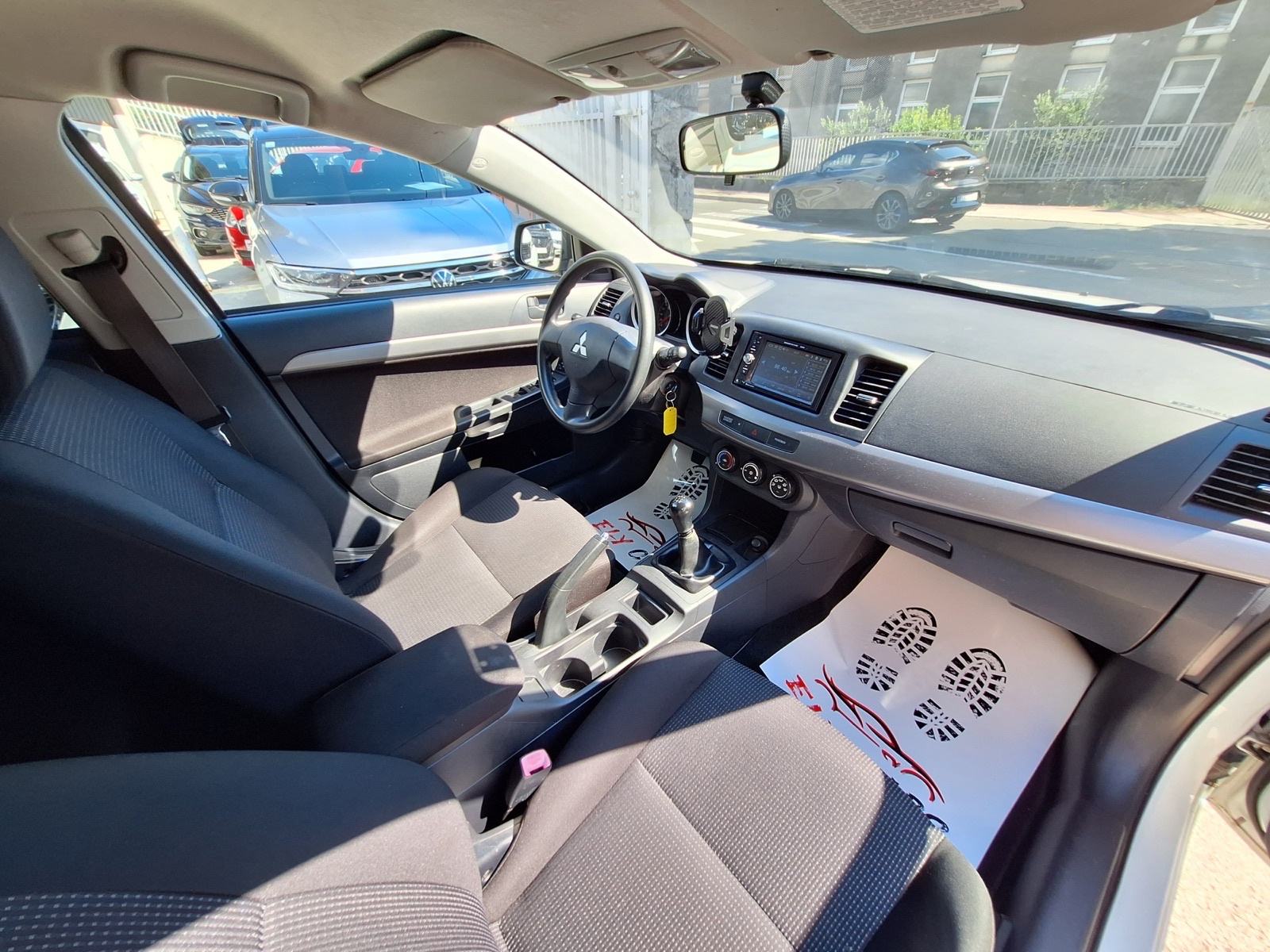 Mitsubishi Lancer 1,5 110 KS REG.11.2026, fotografija 17