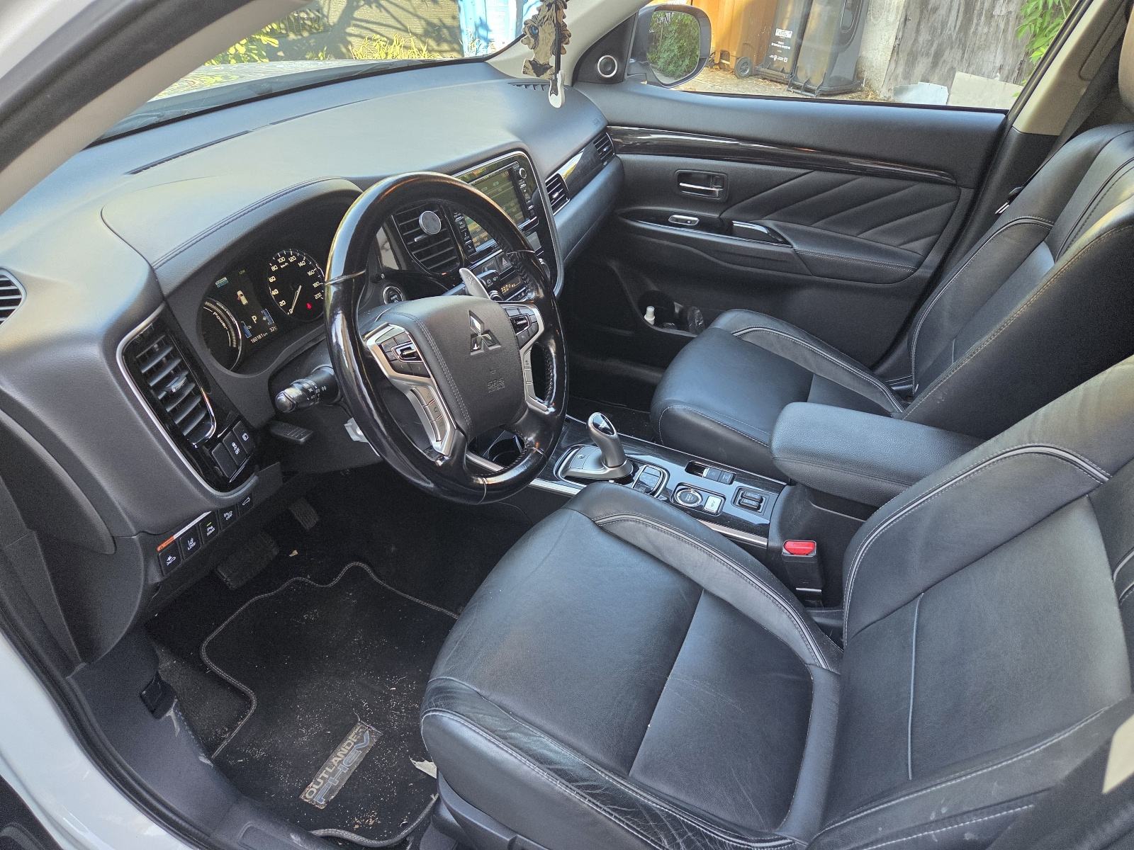 Mitsubishi Outlander 2,0 automatik, fotografija 7