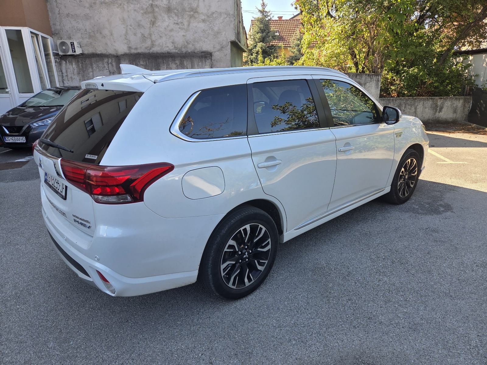 Mitsubishi Outlander 2,0 automatik, fotografija 6