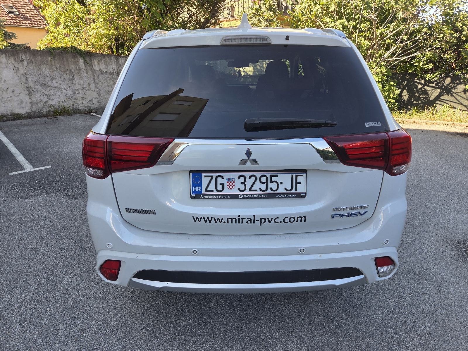 Mitsubishi Outlander 2,0 automatik, fotografija 4