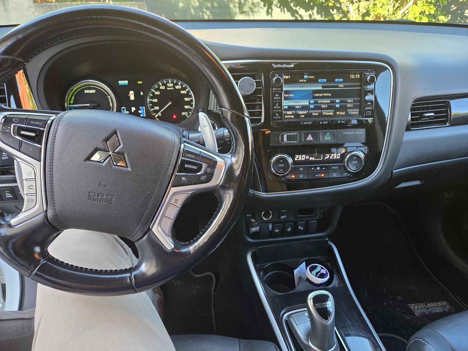 Mitsubishi Outlander 2,0 automatik, fotografija 8