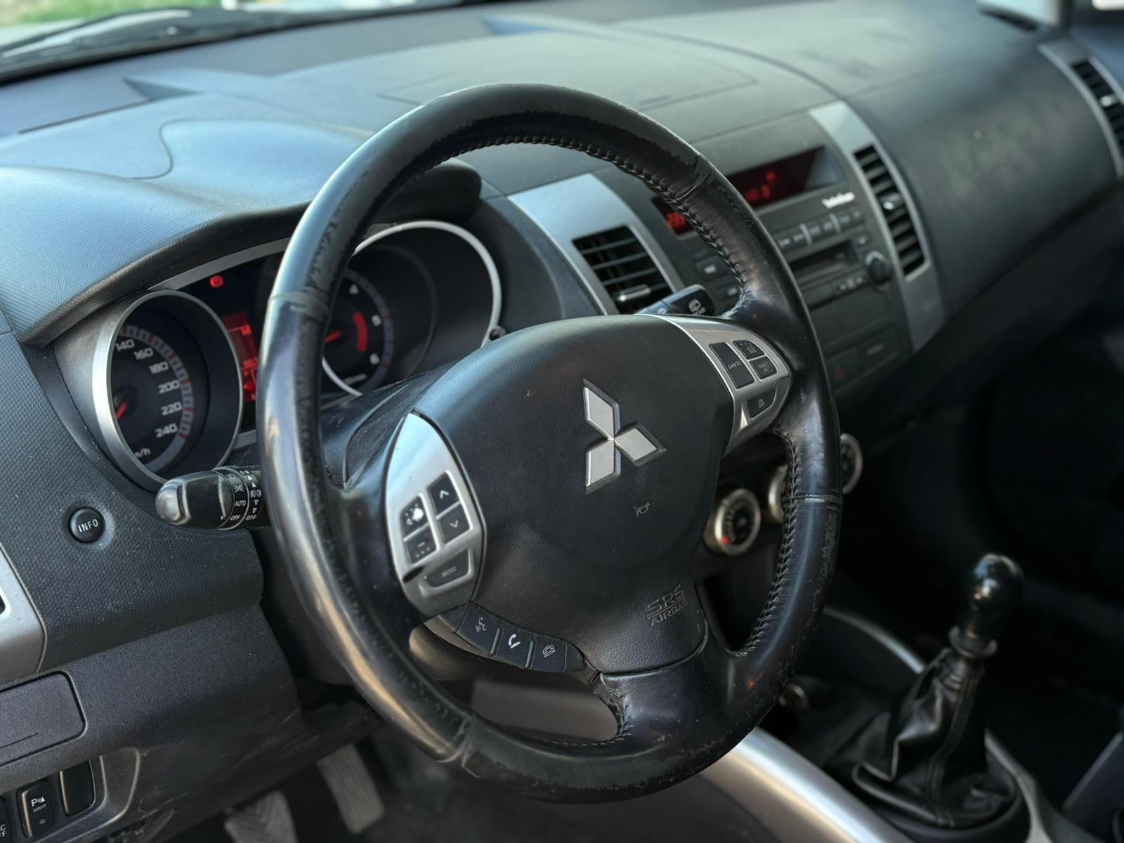 Mitsubishi Outlander 2.0 DI-D 4WD - 4x4 DOSTAVA GRATIS!!!, fotografija 11