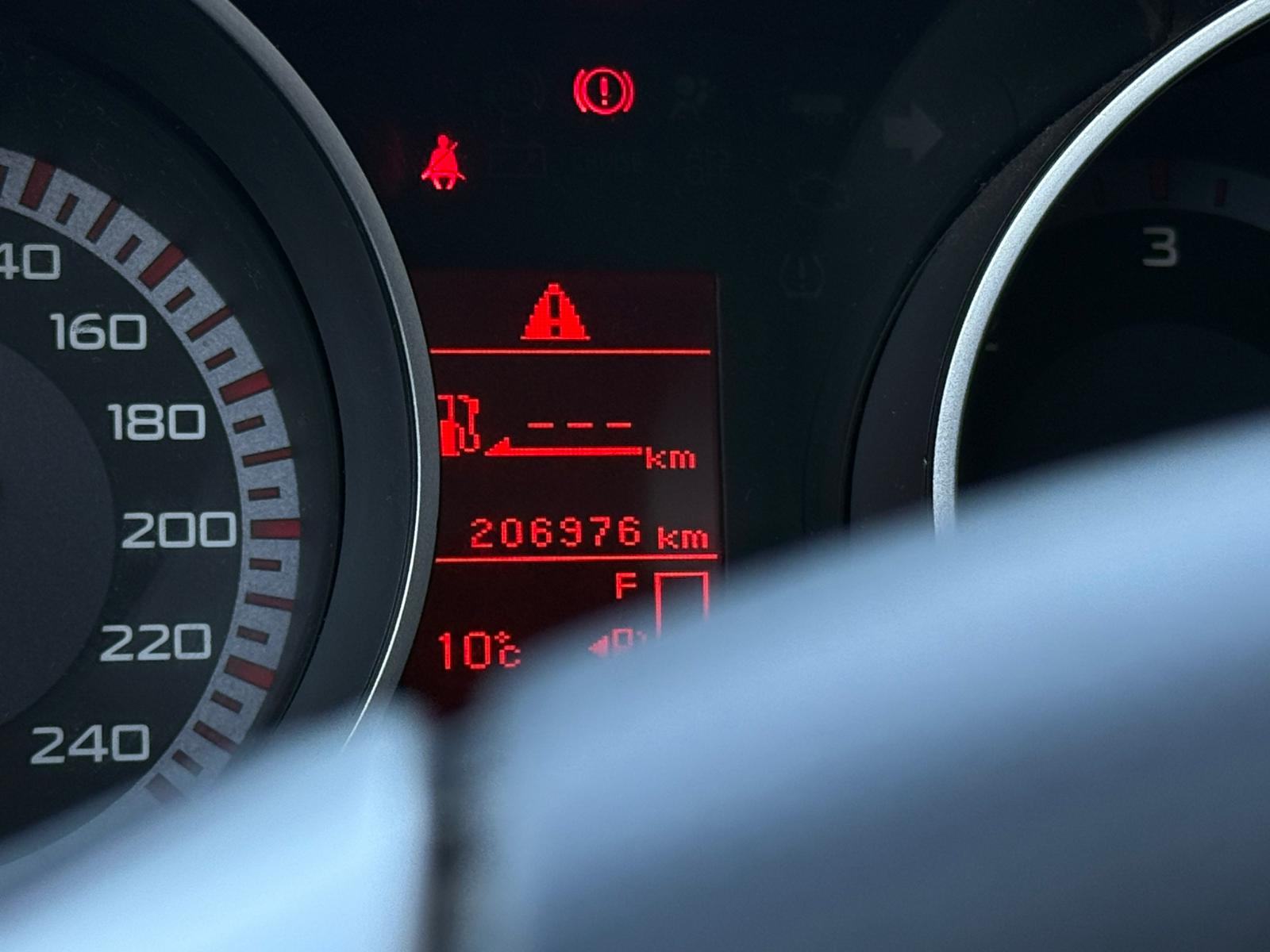 Mitsubishi Outlander 2.0 DI-D 4WD - 4x4 DOSTAVA GRATIS!!!, fotografija 14