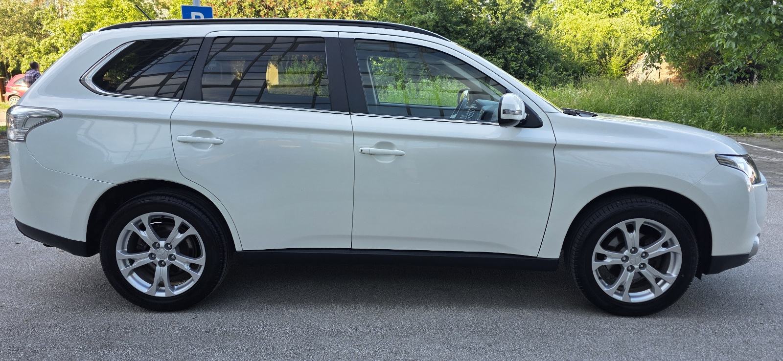 MITSUBISHI OUTLANDER 2.2 DI-D 4WD INTENSE - 7 SJEDALA - BOGATA OPREMA, fotografija 8