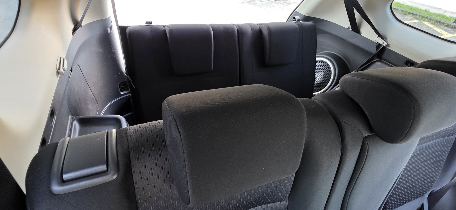 MITSUBISHI OUTLANDER 2.2 DI-D 4WD INTENSE - 7 SJEDALA - BOGATA OPREMA, fotografija 17