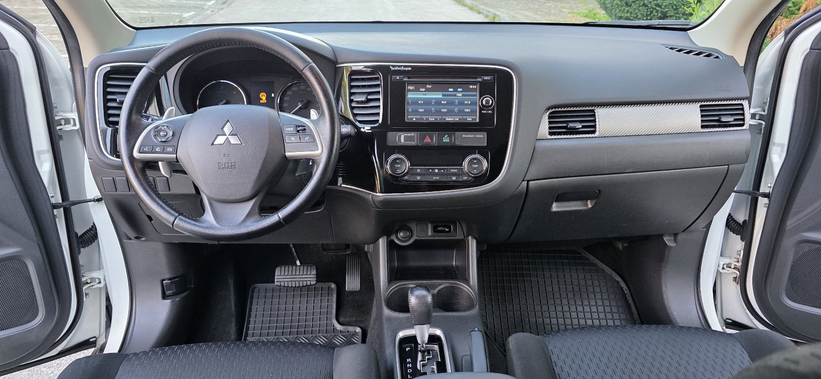 MITSUBISHI OUTLANDER 2.2 DI-D 4WD INTENSE - 7 SJEDALA - BOGATA OPREMA, fotografija 18