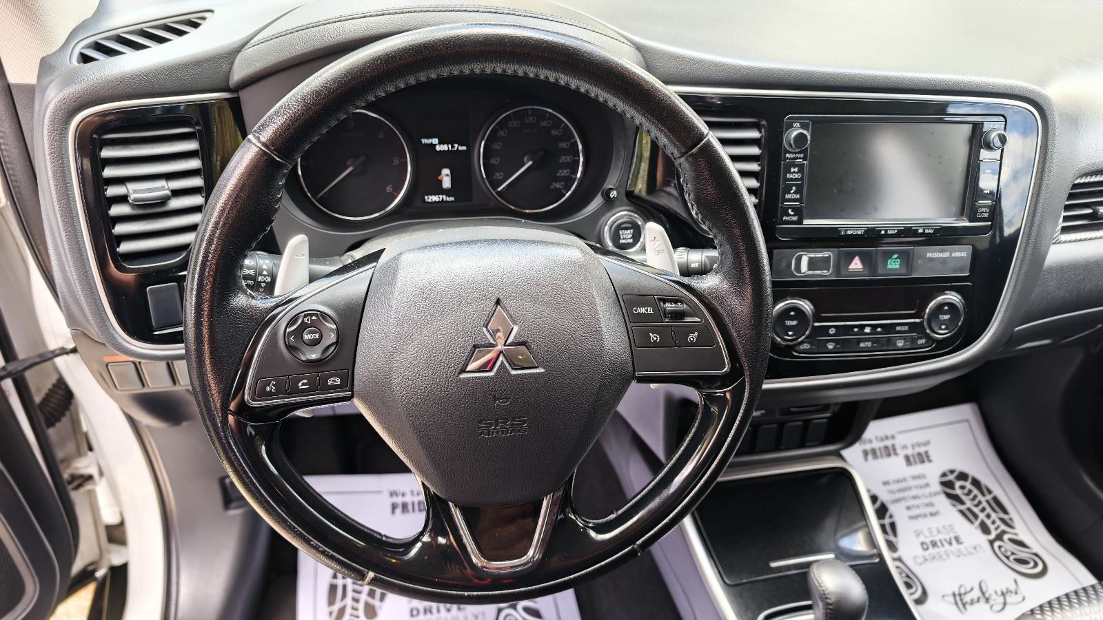 Mitsubishi Outlander 2,2 DI-D. 4x4. Automatik. F1. Diamant Edition+, fotografija 12