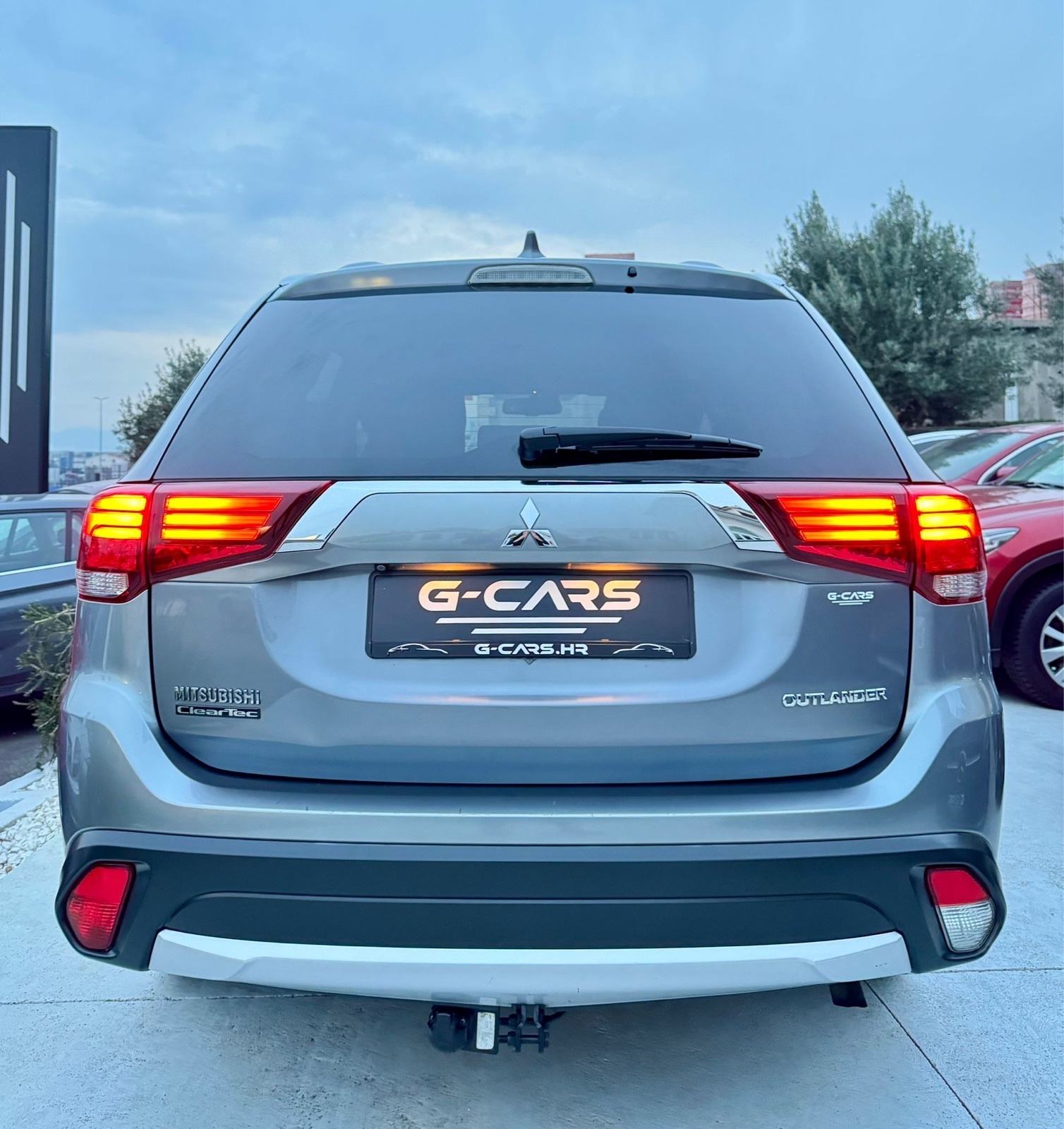 Mitsubishi Outlander 2,2 DI-D —Mod 2018—7 SJEDALA—KAMERA—NAVI—JAMSTVO!, fotografija 5