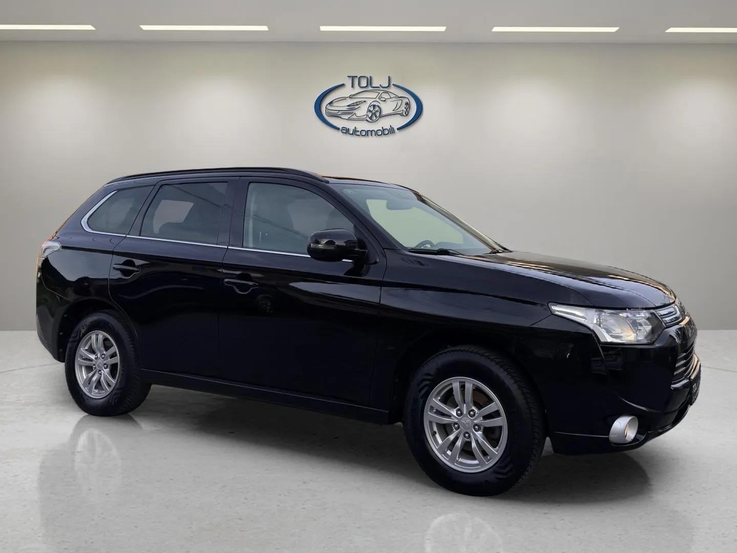 MITSUBISHI OUTLANDER 2,2 DI-D**REGISTRIRAN**SERVISIRAN**OČUVAN**, fotografija 2