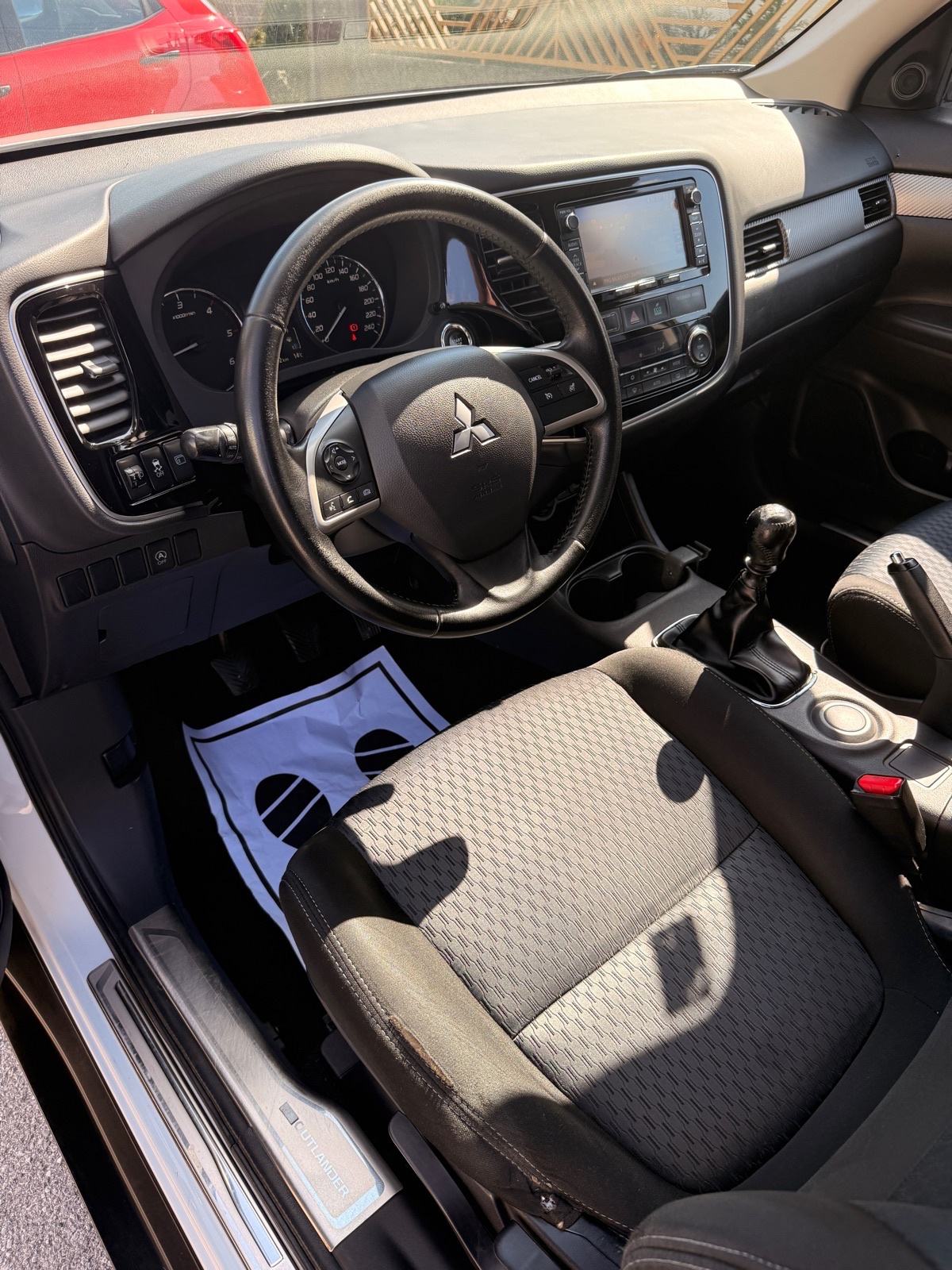 Mitsubishi Outlander 2,2, 7 sjedala, servisiran u ovlaštenom SNIŽENO, fotografija 11