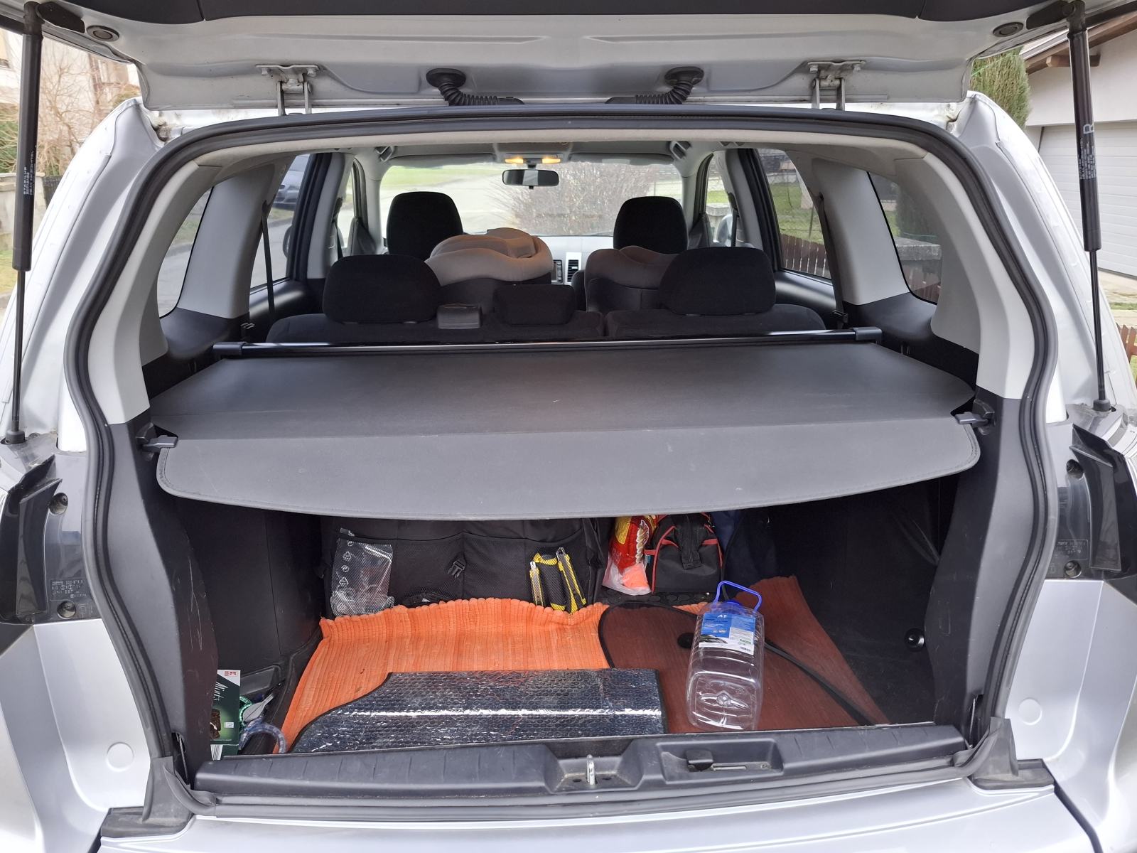 Mitsubishi Outlander 2,4 4wd, ručni mjenjač, fotografija 4