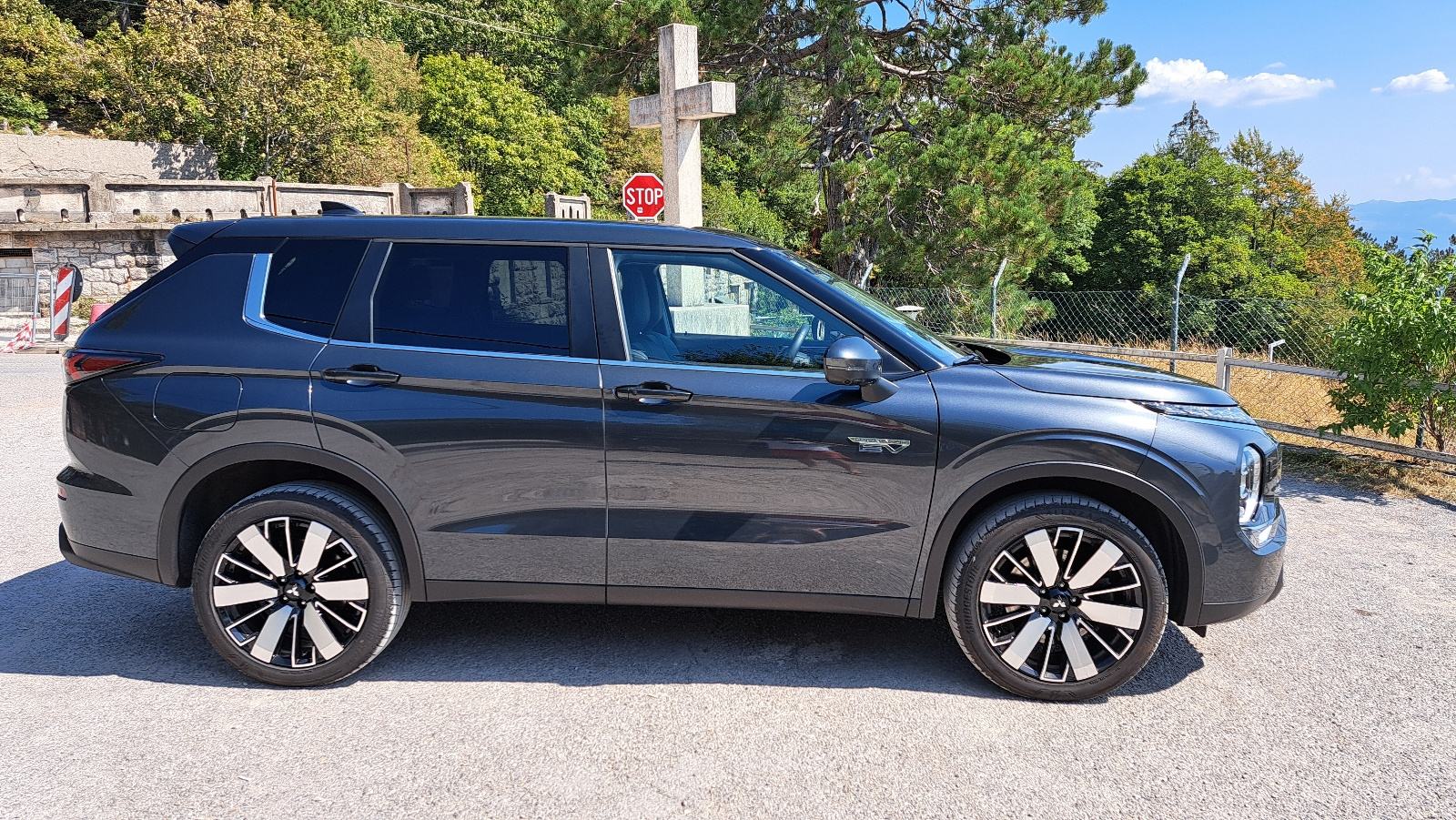 Mitsubishi Outlander PHEV Intense, fotografija 3