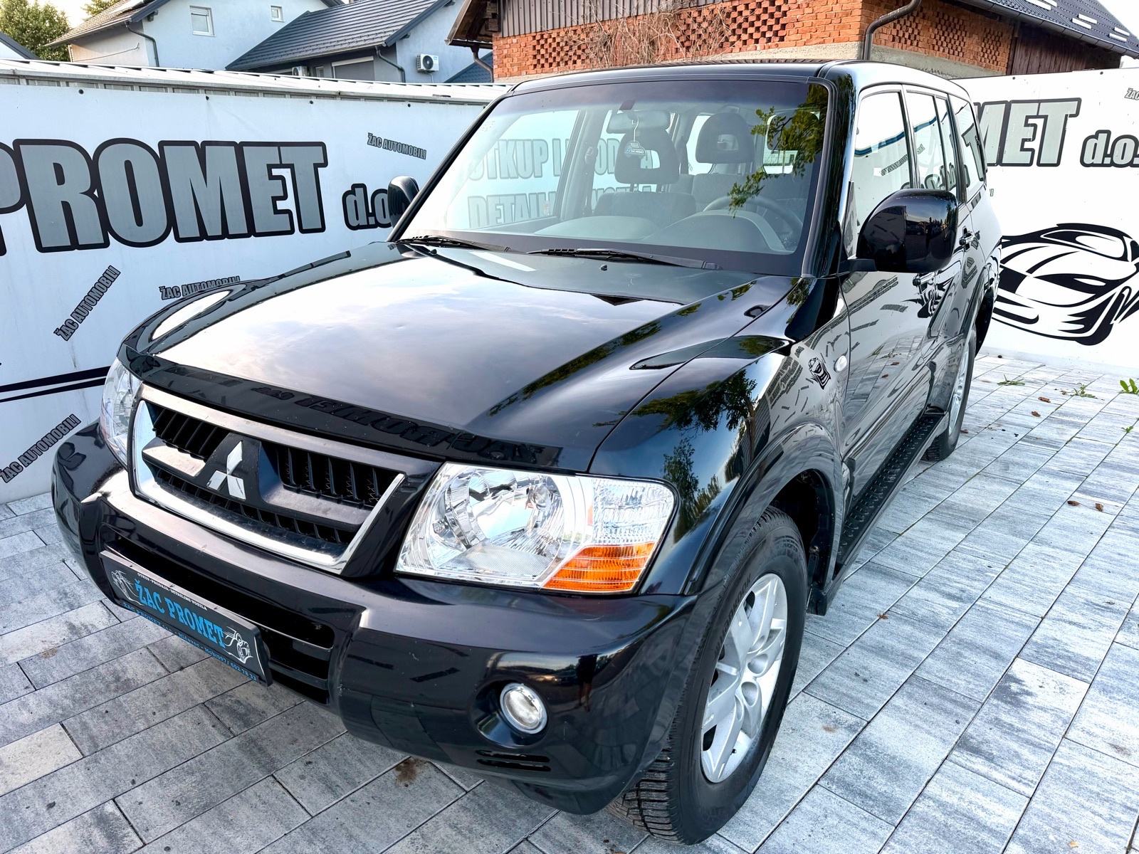 Mitsubishi Pajero 3,2 DID GLS= 7 SJEDALA = REG-1 GOD=KRED- KART=HR-AUT, fotografija 10