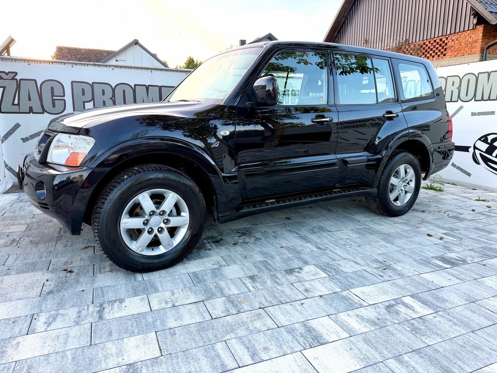 Mitsubishi Pajero 3,2 DID GLS= 7 SJEDALA = REG-1 GOD=KRED- KART=HR-AUT, fotografija 14