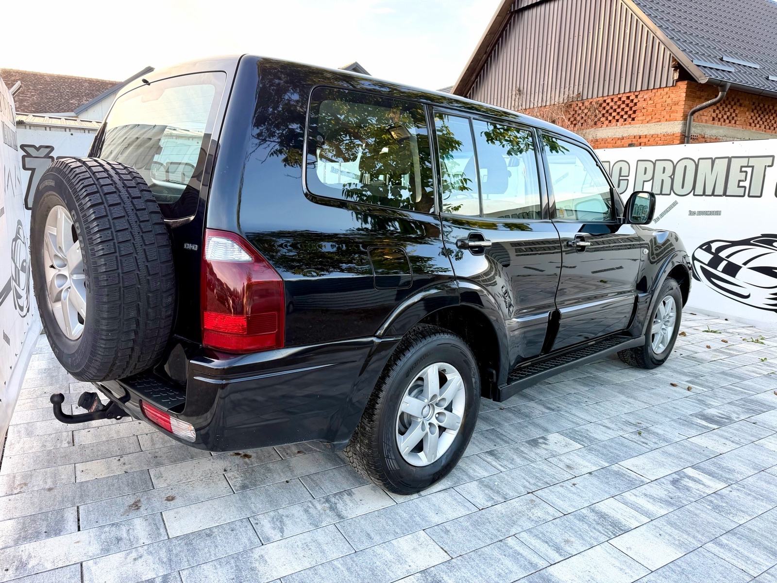 Mitsubishi Pajero 3,2 DID GLS= 7 SJEDALA = REG-1 GOD=KRED- KART=HR-AUT, fotografija 20