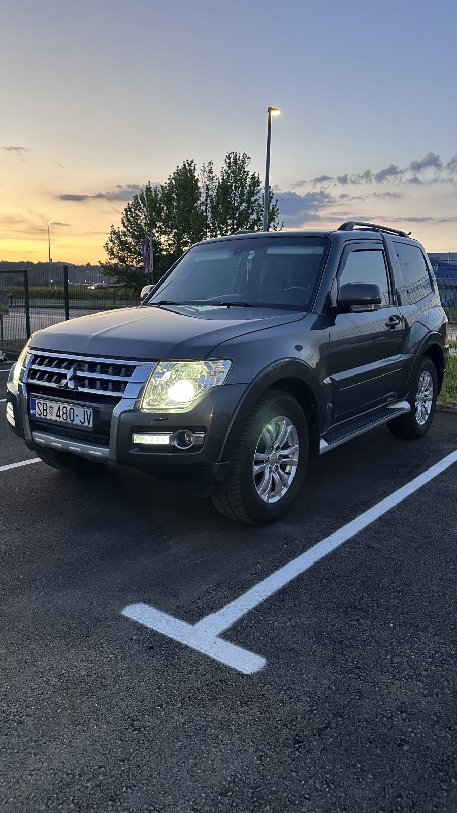 Mitsubishi Pajero 3,2 DID, fotografija 2