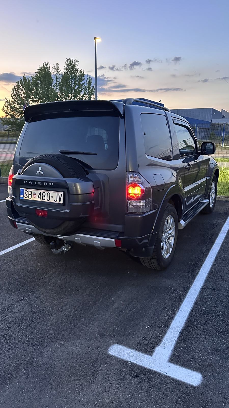 Mitsubishi Pajero 3,2 DID, fotografija 4