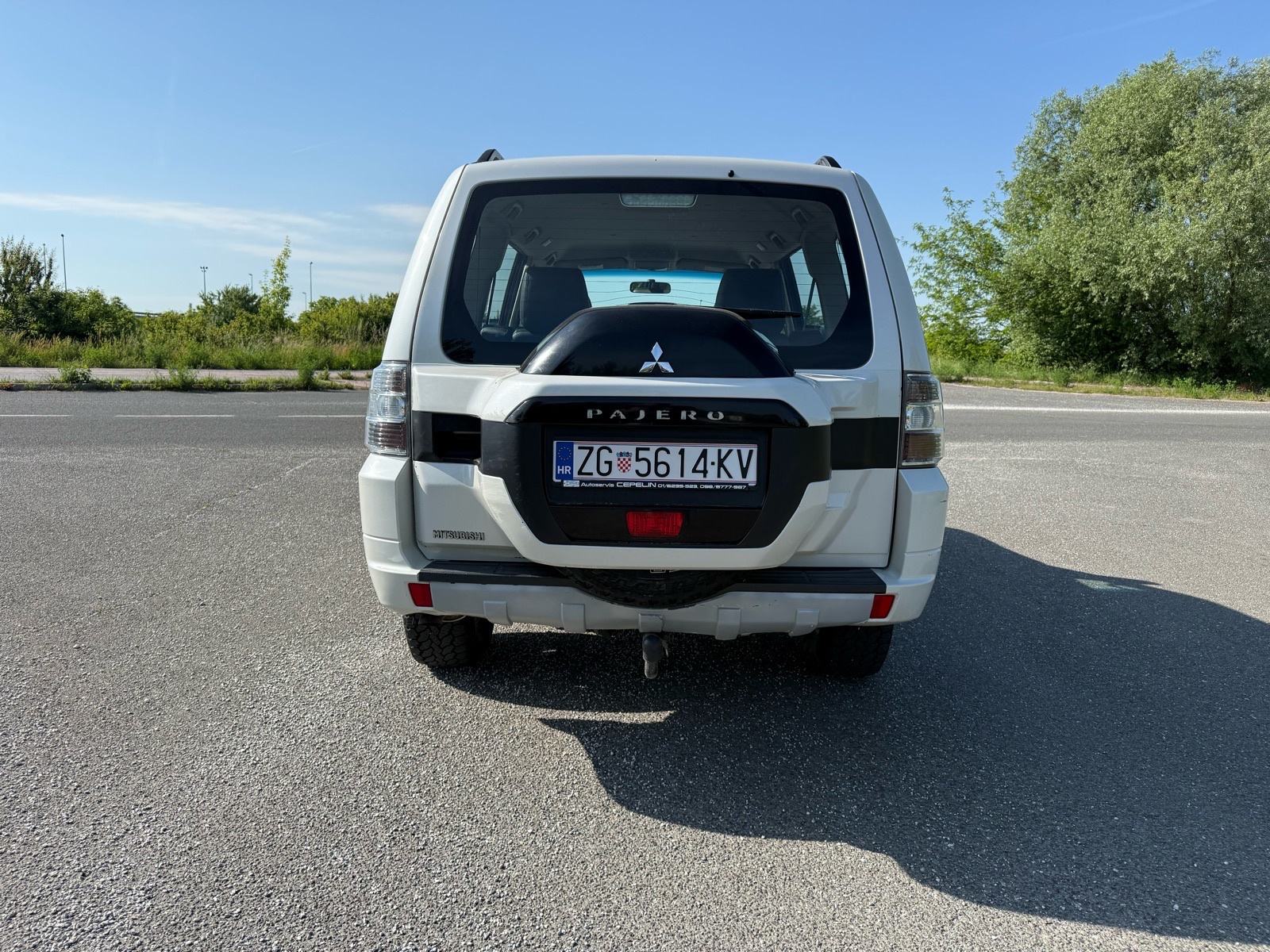 Mitsubishi Pajero 3,2 DID, fotografija 10