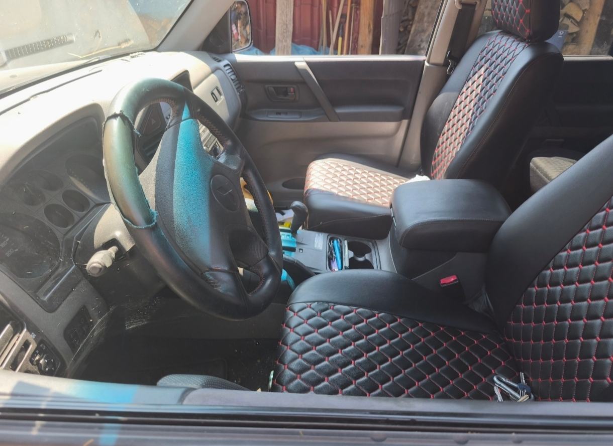 Mitsubishi Pajero 3,2 DID, fotografija 3