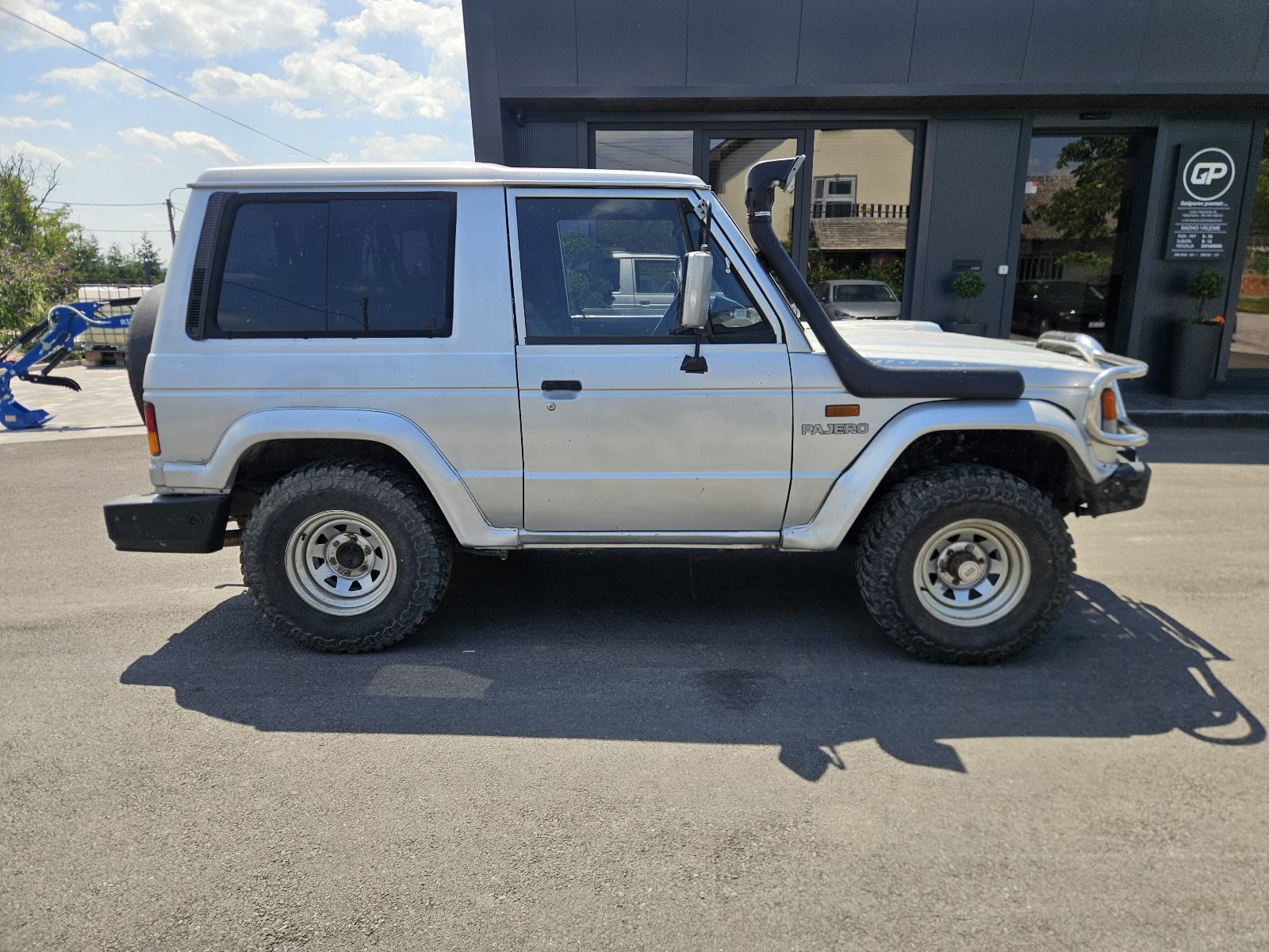 Mitsubishi Pajero MT 2,5 TD, fotografija 2