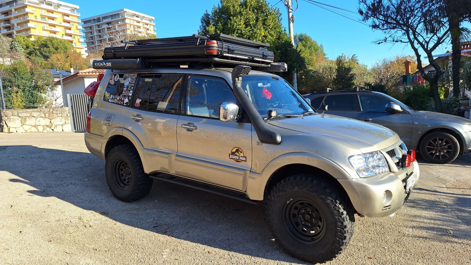 Mitsubishi Pajero 3.2 did, overland, krovni šator, fotografija 4