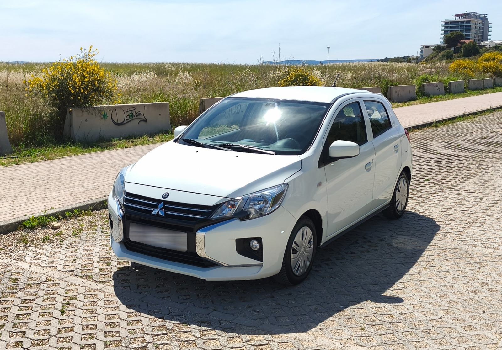 Mitsubishi Space star 1.0,52kW,70.509km,Parking kamera,multimedija, fotografija 2