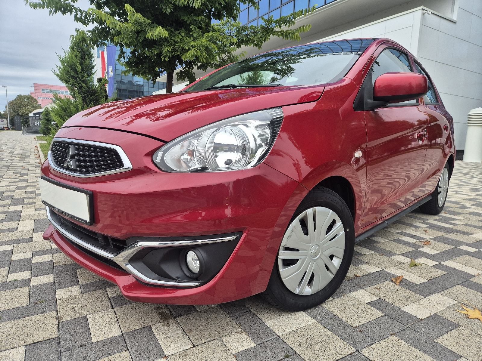 Mitsubishi Space Star 1,0 **INTENSE**KLIMA**SERVISNA**REG 1 GOD**, fotografija 3