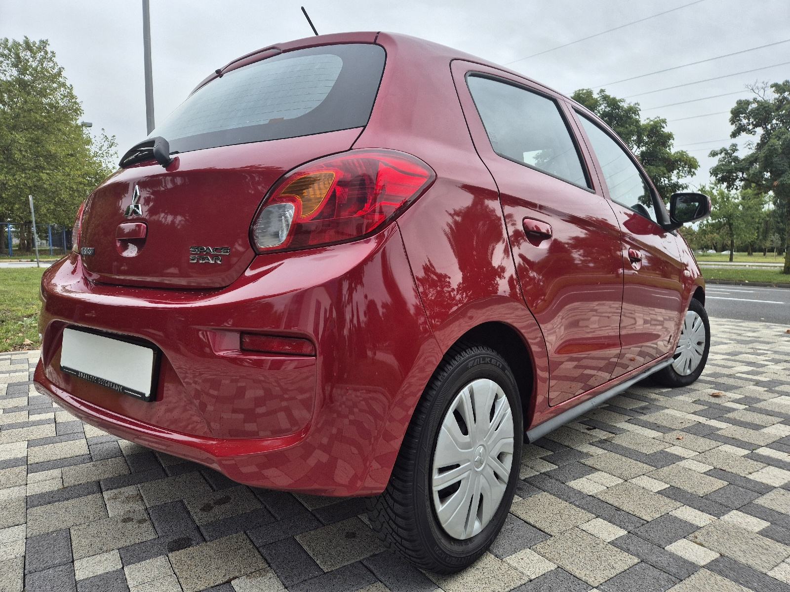 Mitsubishi Space Star 1,0 **INTENSE**KLIMA**SERVISNA**REG 1 GOD**, fotografija 11