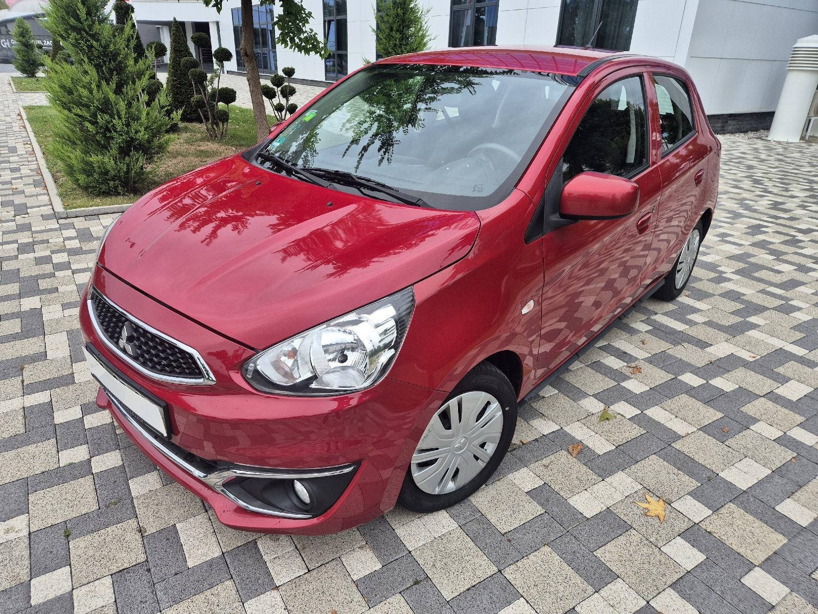 Mitsubishi Space Star 1,0 **INTENSE**KLIMA**SERVISNA**REG 1 GOD**, fotografija 2