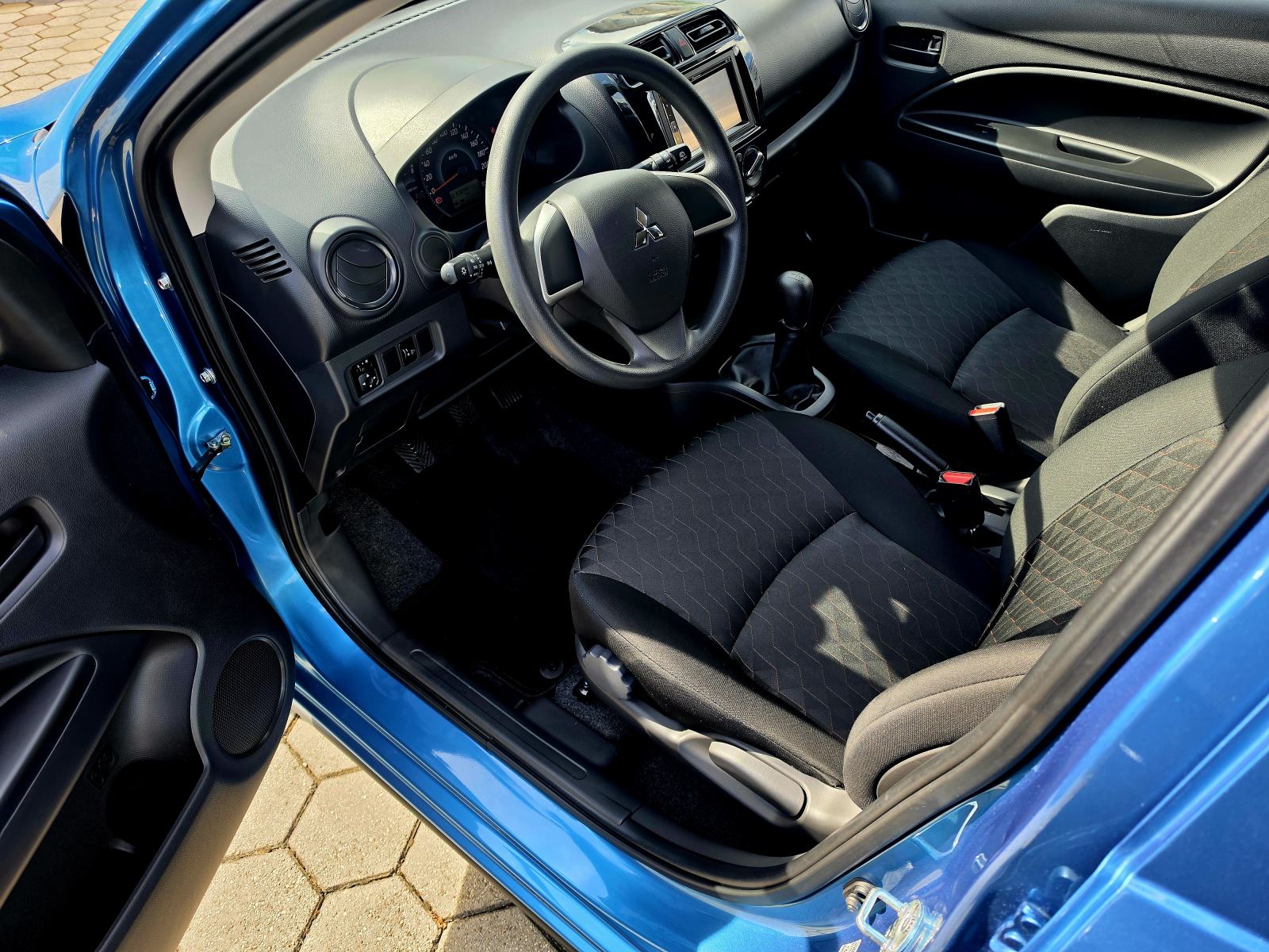 Mitsubishi Space Star 1.2,,BENZIN, ODLIČAN,,15974KM, fotografija 11