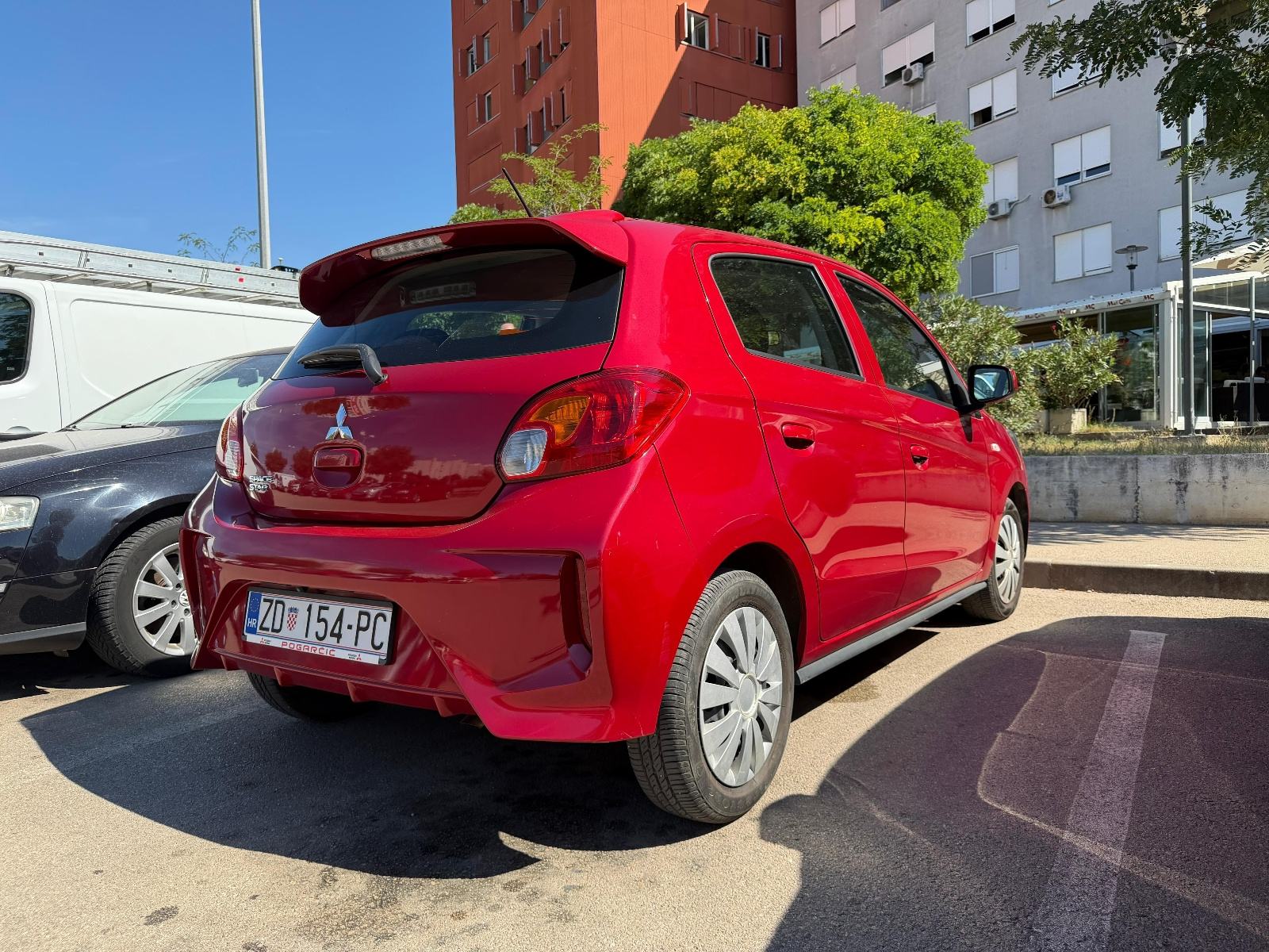 Mitsubishi Space Star 1.2, registriran do 08/2027, fotografija 1