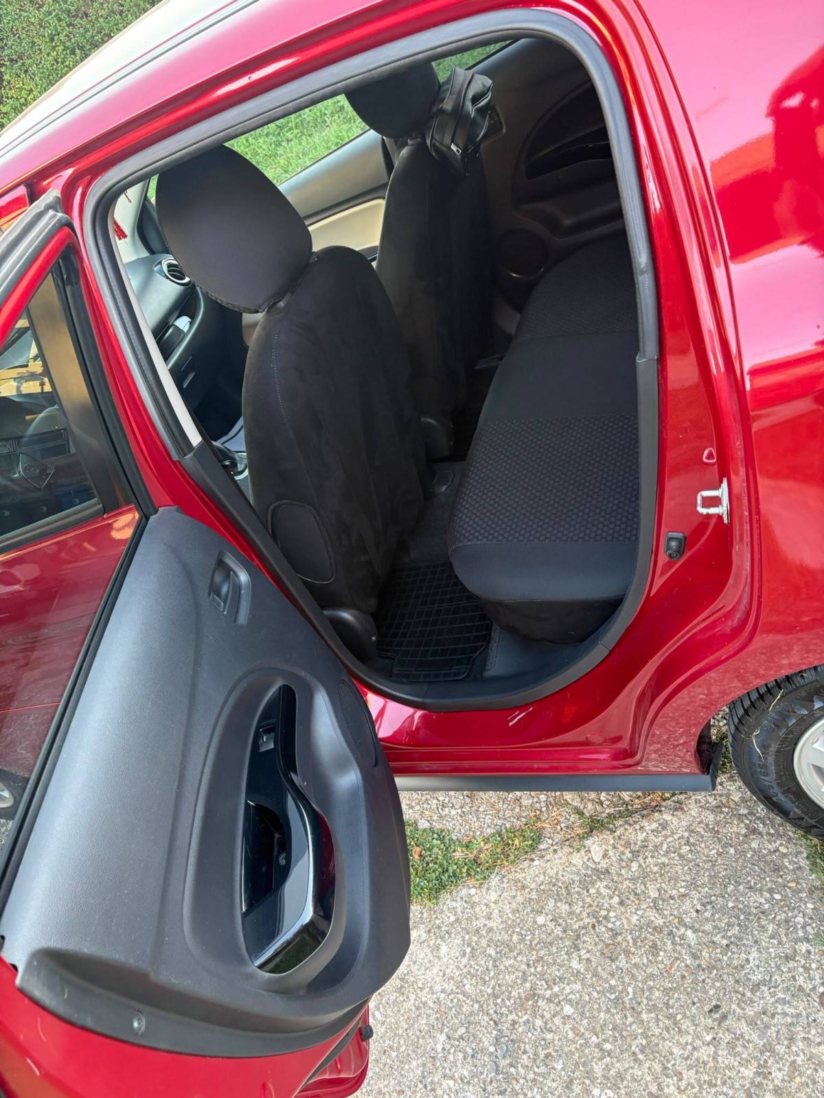 Mitsubishi Space Star 1,2 2WD MT INVITE, fotografija 17