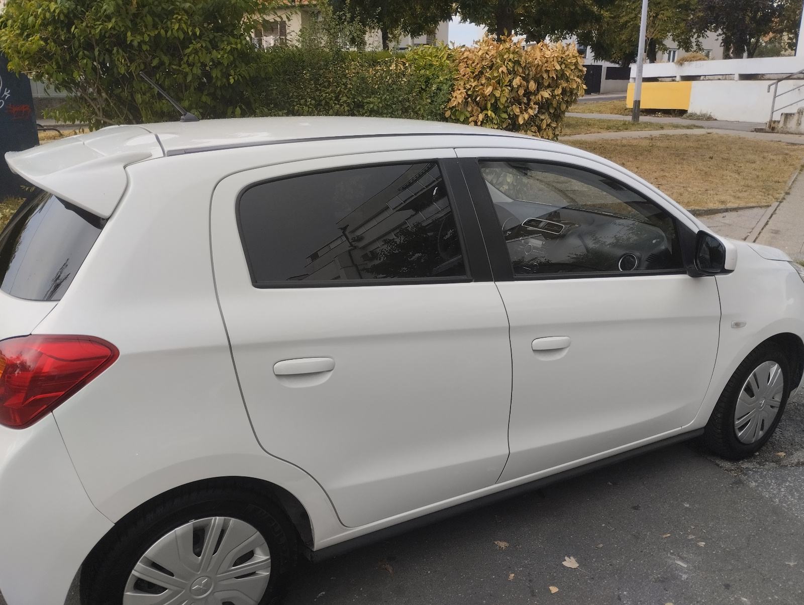 Mitsubishi Space Star 1,2, fotografija 2