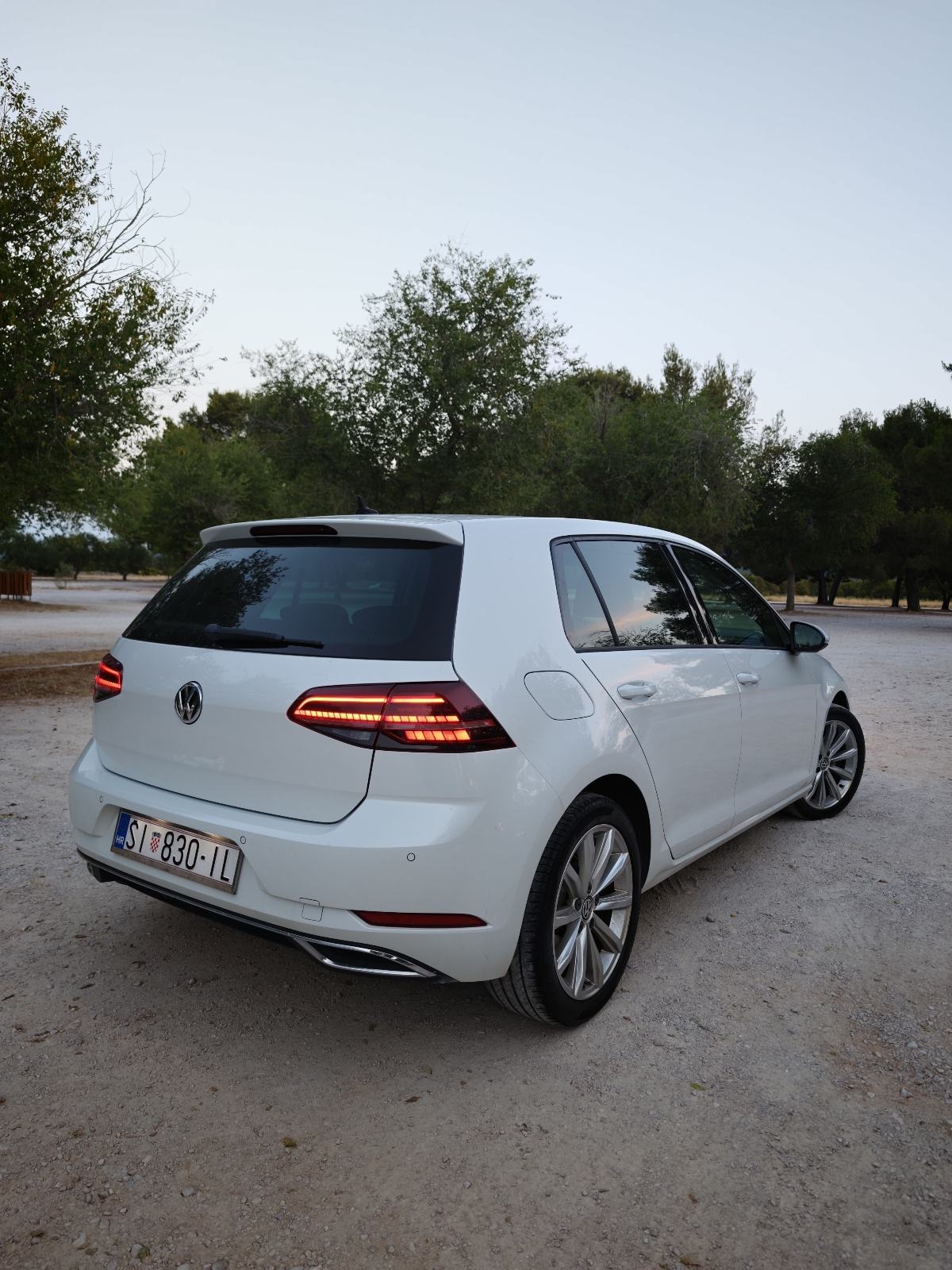 VW Golf 7.5 2,0 TDI Rline, fotografija 4